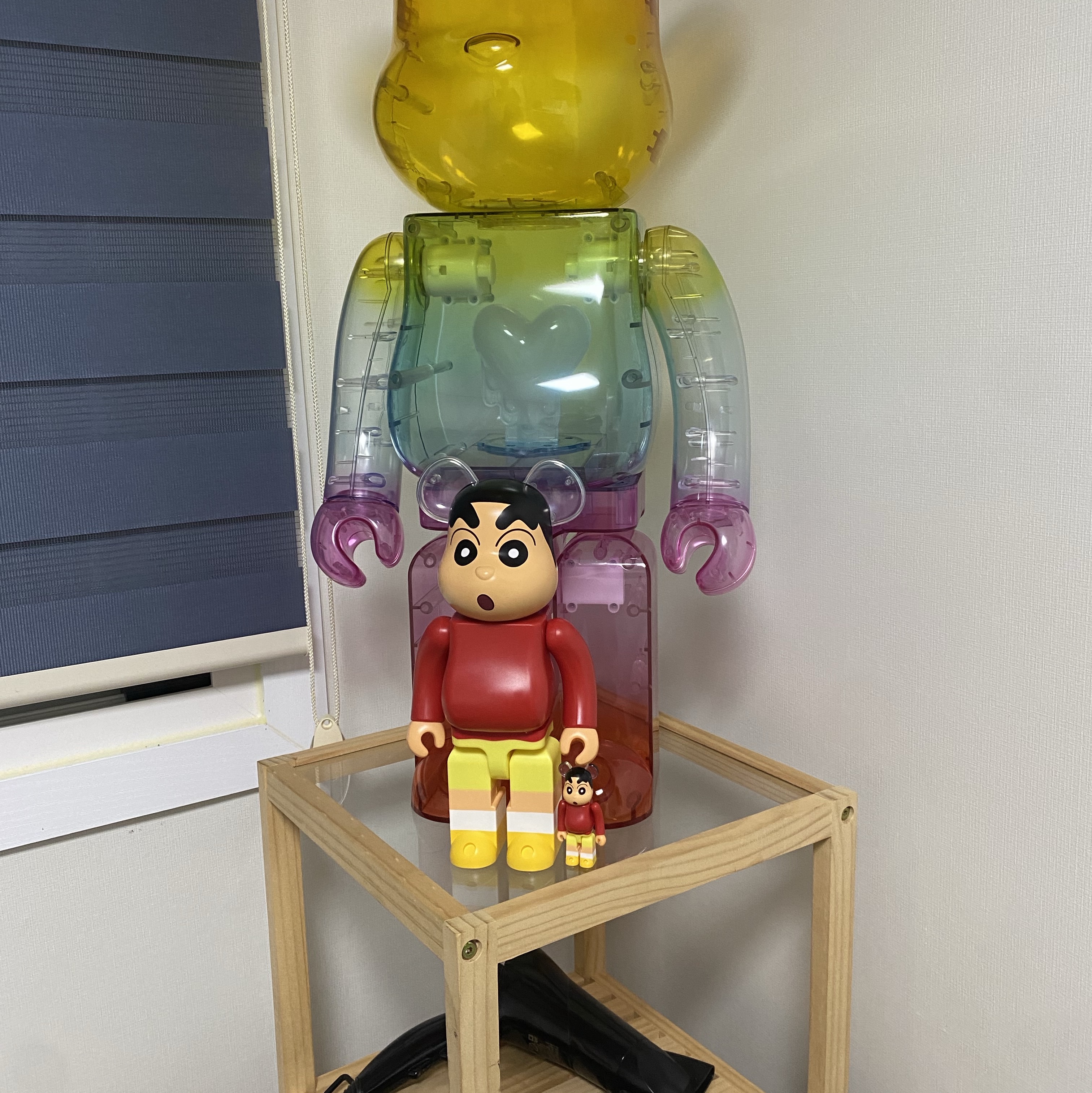 Bearbrick Crayon Shin-chan 100% & 400% Set 착용 스타일