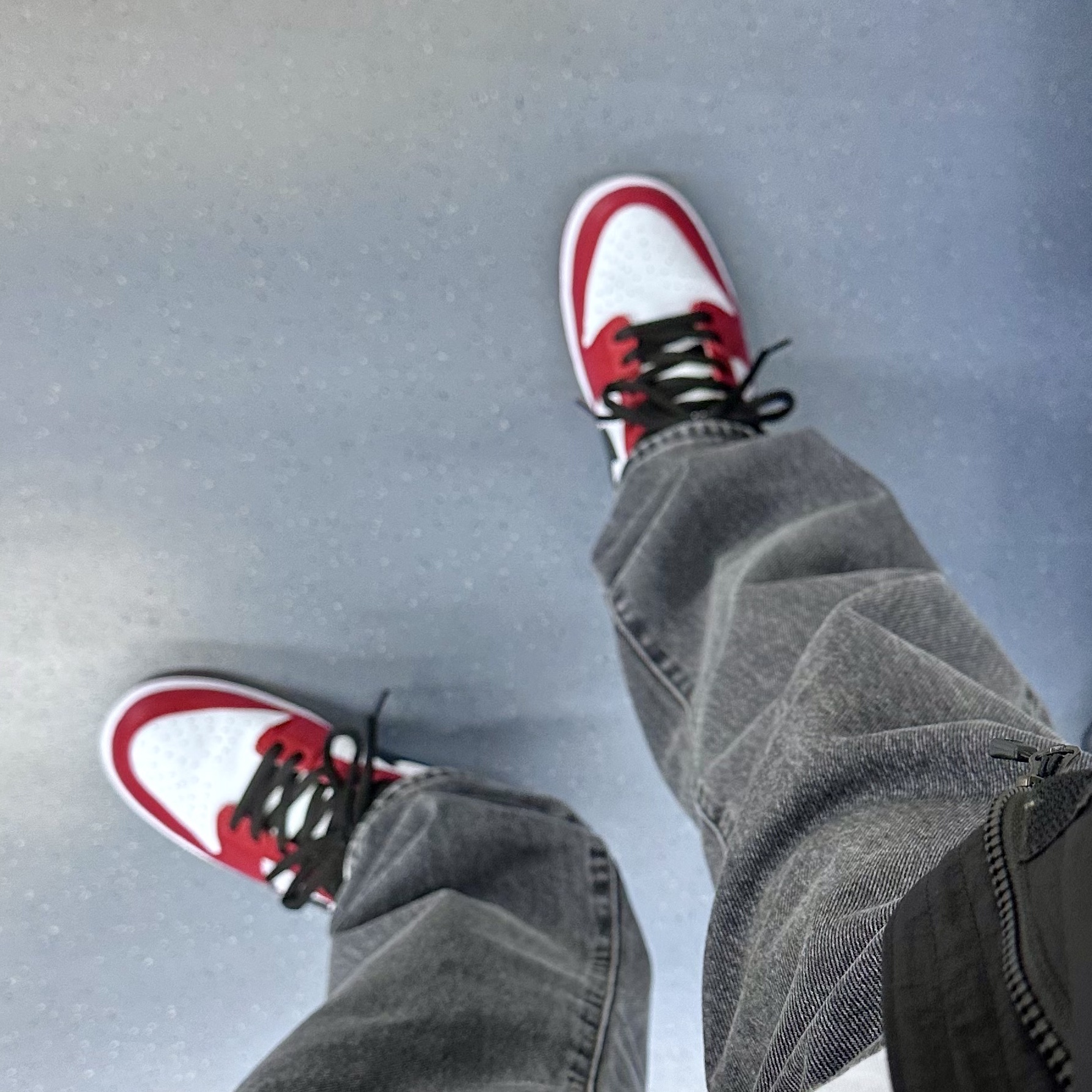 Supreme Regular Jean Black - 24SS, Nike SB Dunk Low Pro Chicago 착용 스타일 - 1