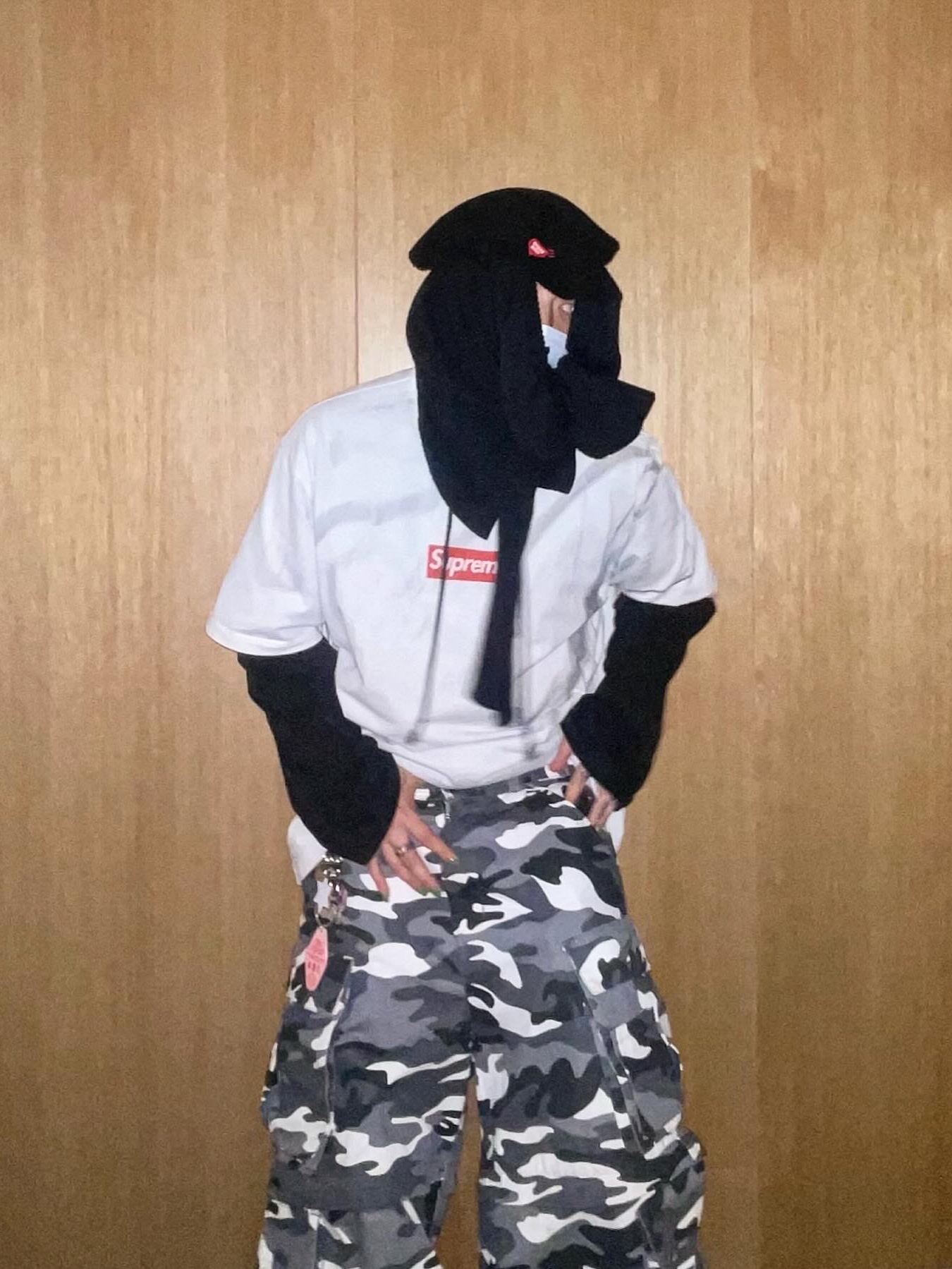 Supreme x MM6 Maison Margiela Box Logo T-Shirt White - 24SS, Project G/R Oversized Convertible Cargo Pants City Camo 착용 스타일 - 2