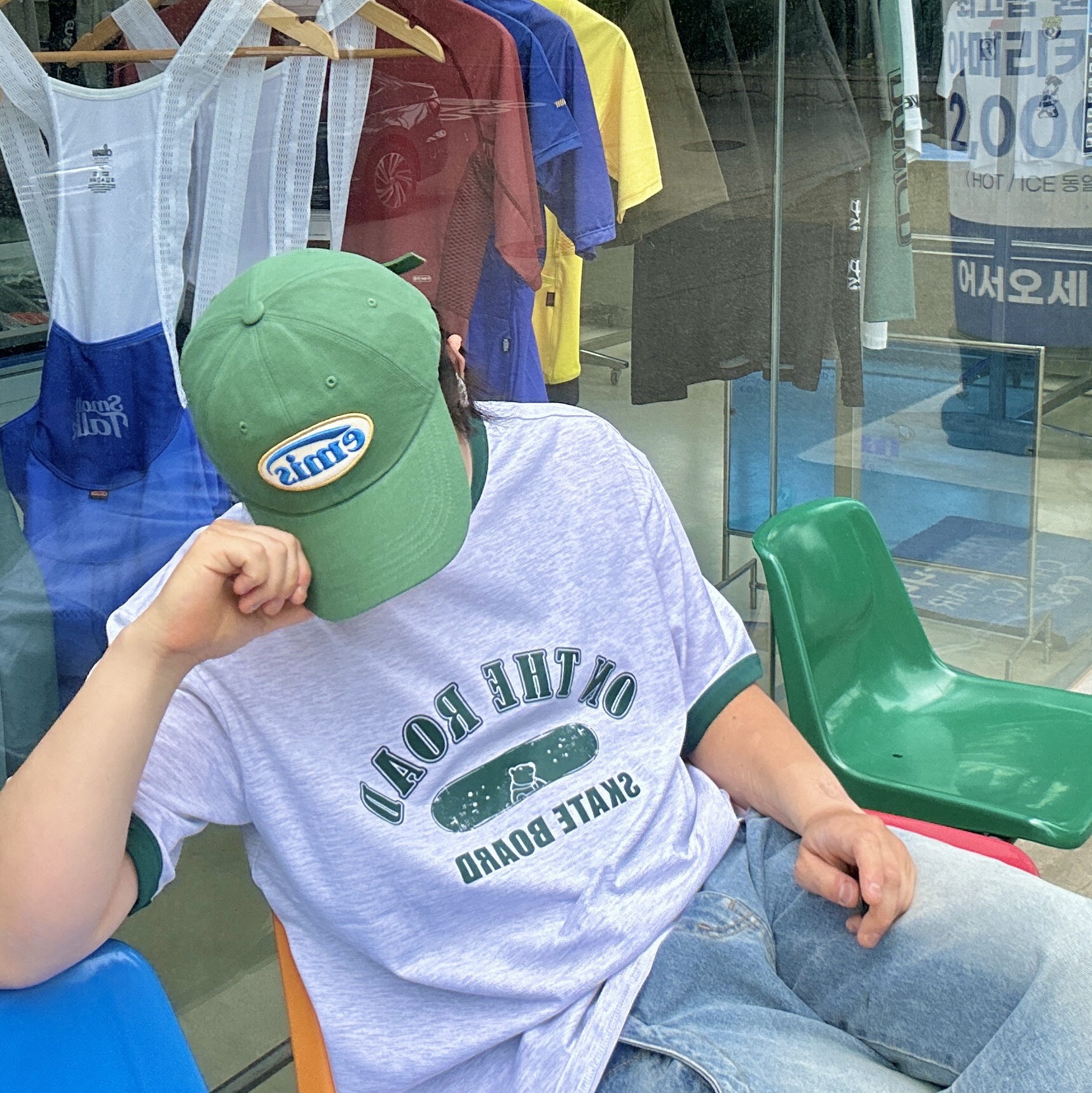 Emis Wappen Ball Cap Green, Maison Mihara Yasuhiro Blakey VL OG Sole Canvas Low-top Sneakers Black 착용 스타일 - 4