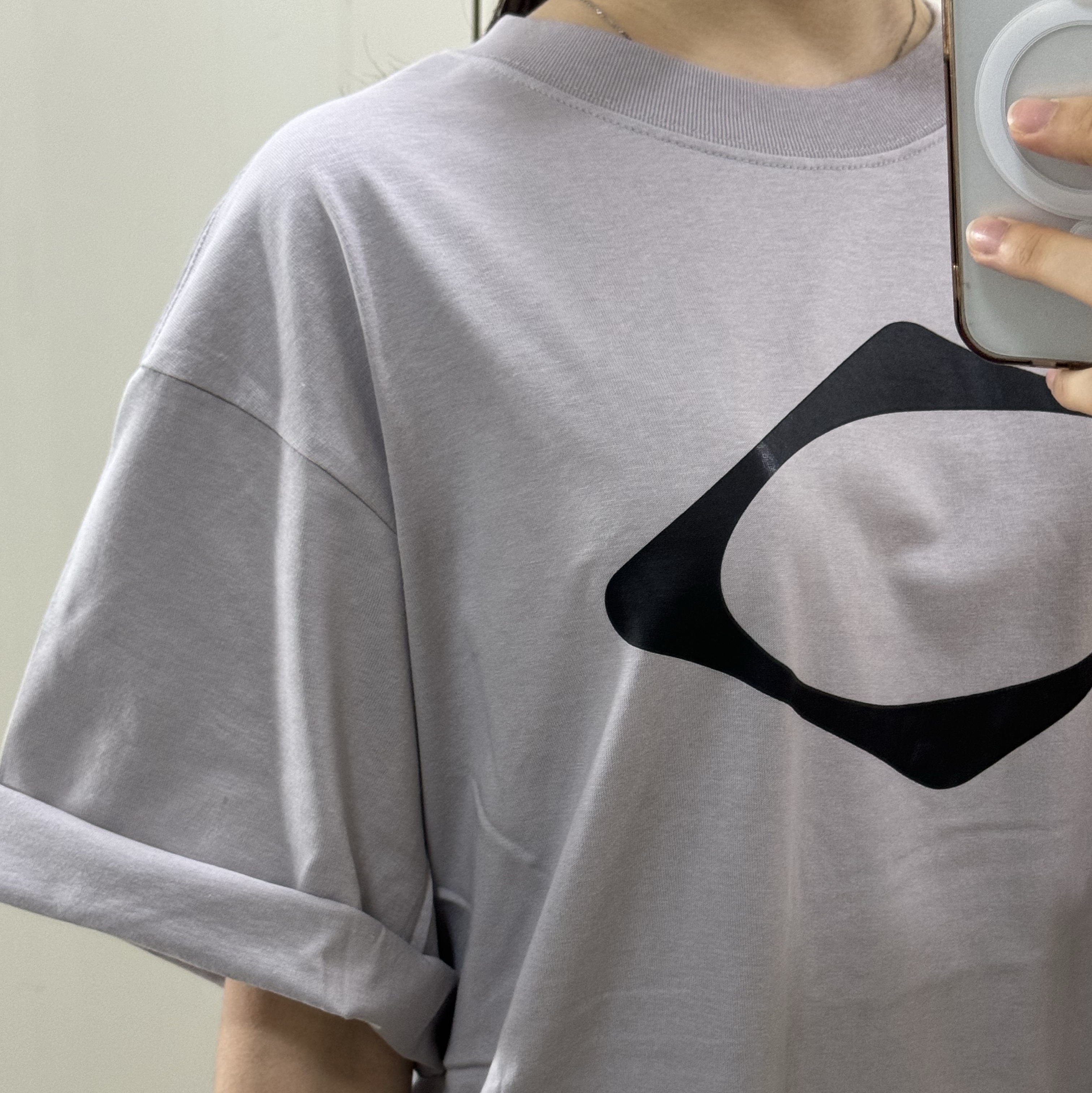 Mischief Rhombus Basic T-Shirt Dusty Pink 착용 스타일