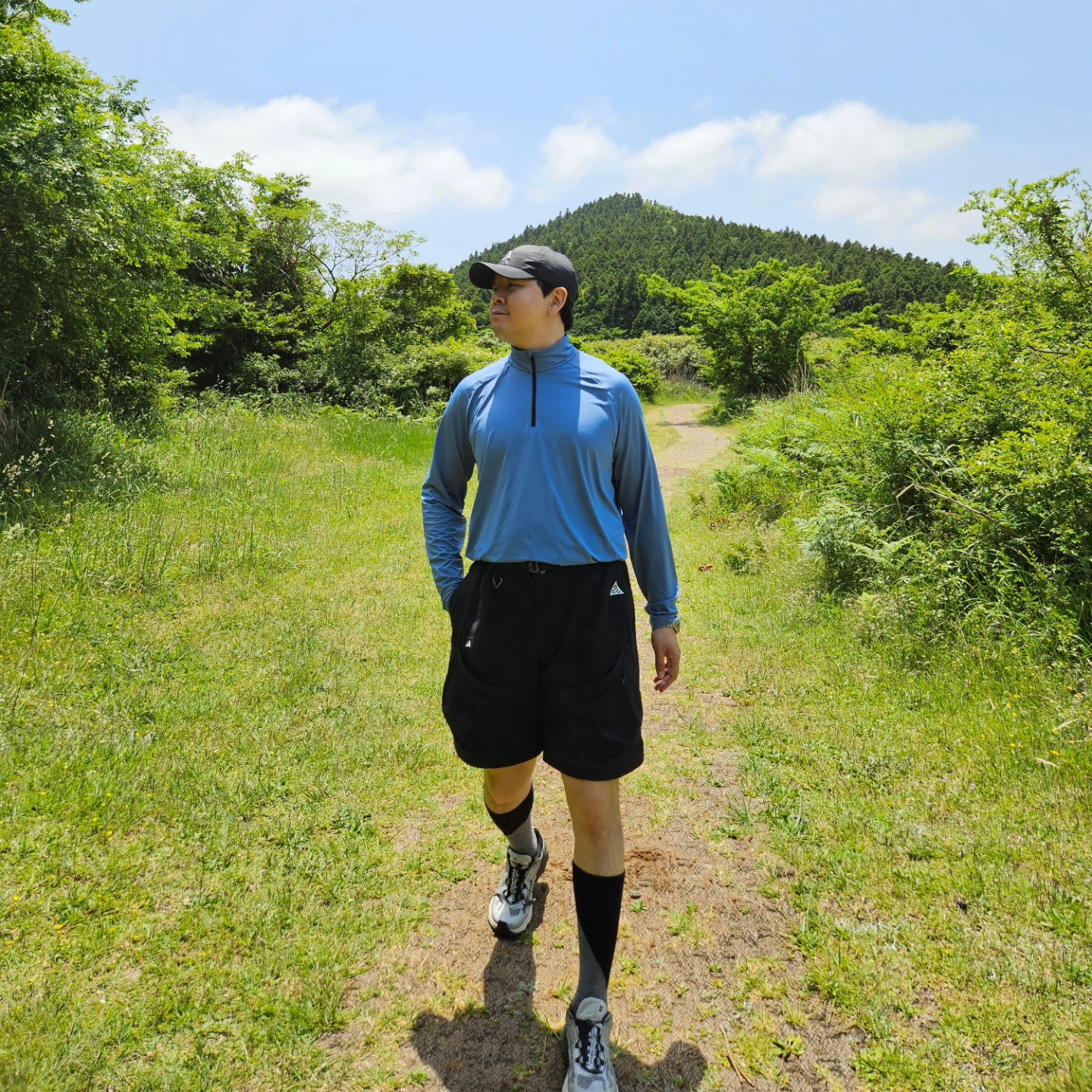 Nike ACG Trail Cap Black, Nike ACG Smith Summit Cargo Pants Black - Asia 착용 스타일 - 2