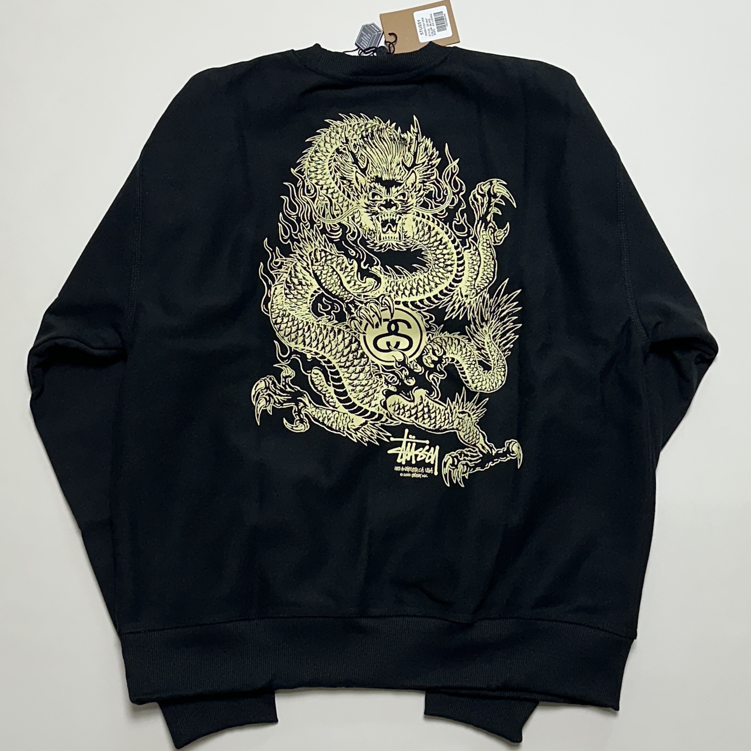 Stussy Dragon Crew Black 착용 스타일 - 2