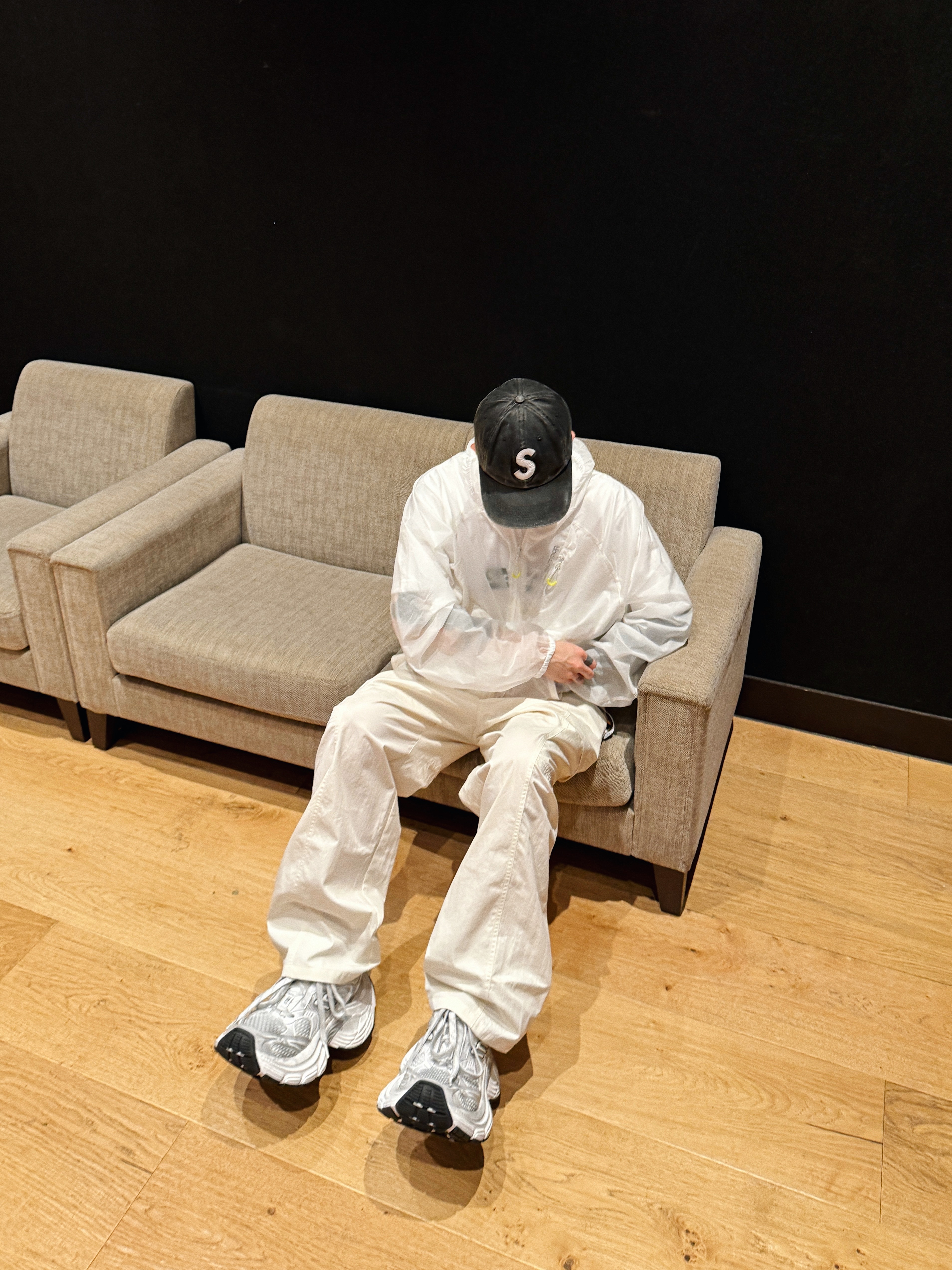 Balenciaga 10XL Sneakers White Grey Silver Black, Balenciaga 10XL Sneakers White Black Grey 착용 스타일 - 6