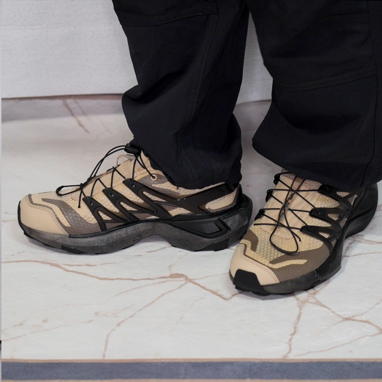 Salomon XT PU.RE ADV White Pepper Black Falcon, Salomon XT PU.RE ADV Black Phantom 착용 스타일 - 8