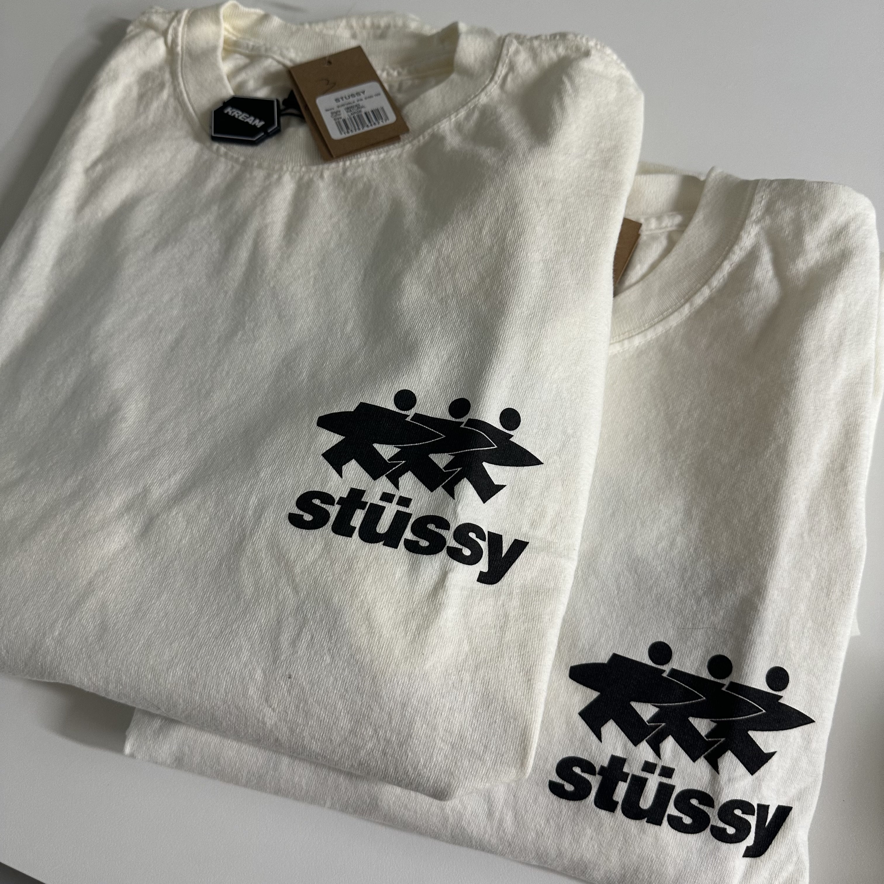 Stussy Surfwalk Pigment Dyed T-Shirt Natural 착용 스타일