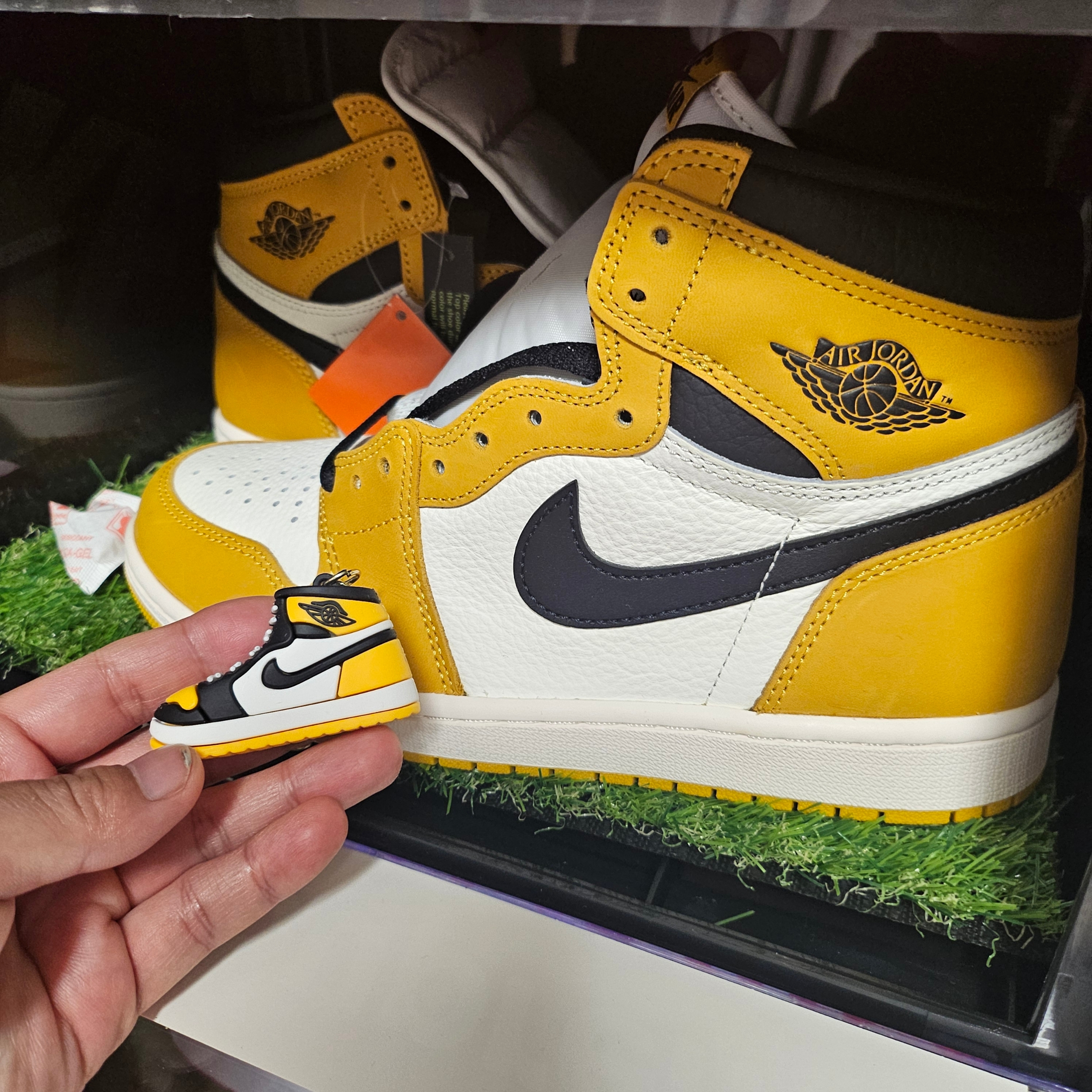 Jordan 1 Retro High OG Yellow Ochre 착용 스타일