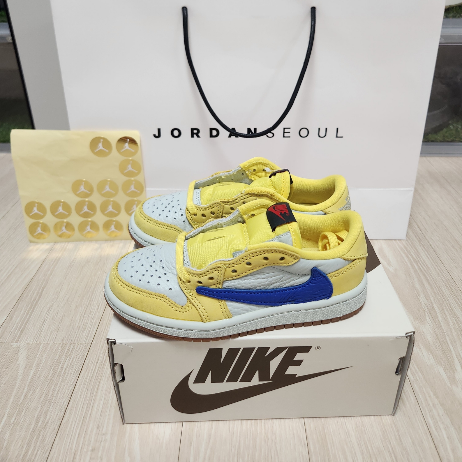 (PS) Jordan 1 x Travis Scott Retro Low OG SP Canary 착용 스타일 - 4