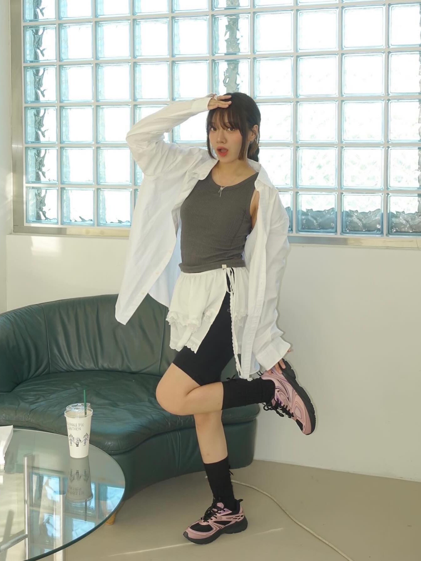 Fila Interun Pink Black 착용 스타일 - 4