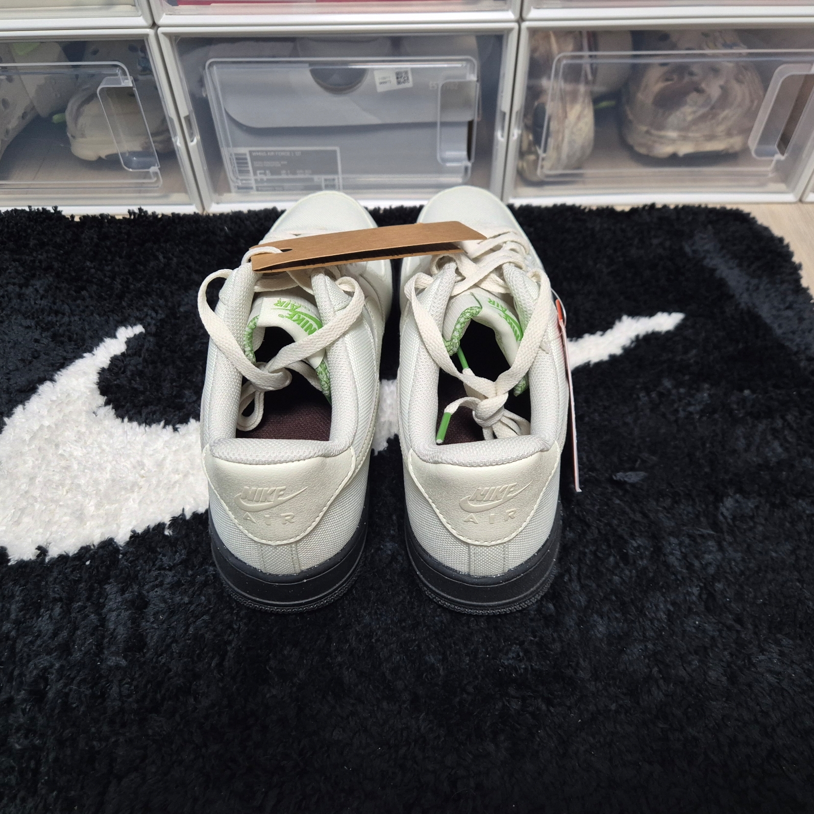 Nike Air Force 1 '07 LV8 Sea Glass Chlorophyll 착용 스타일 - 3