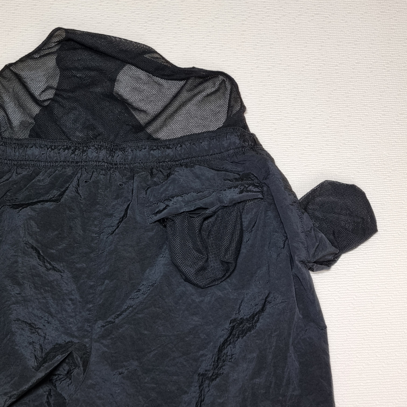 Stone Island B0943 Nylon Metal Swimming Trunk Black - 24SS 착용 스타일 - 2