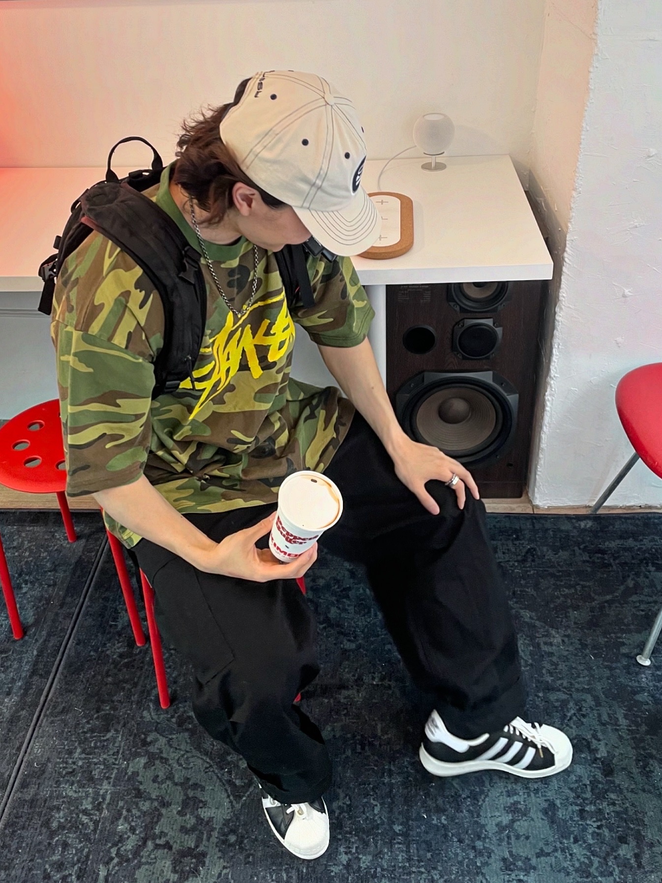 Stussy Electric Dot Low Pro Cap Black, Stussy Stock Camo T-Shirt Camo Yellow 착용 스타일 - 3