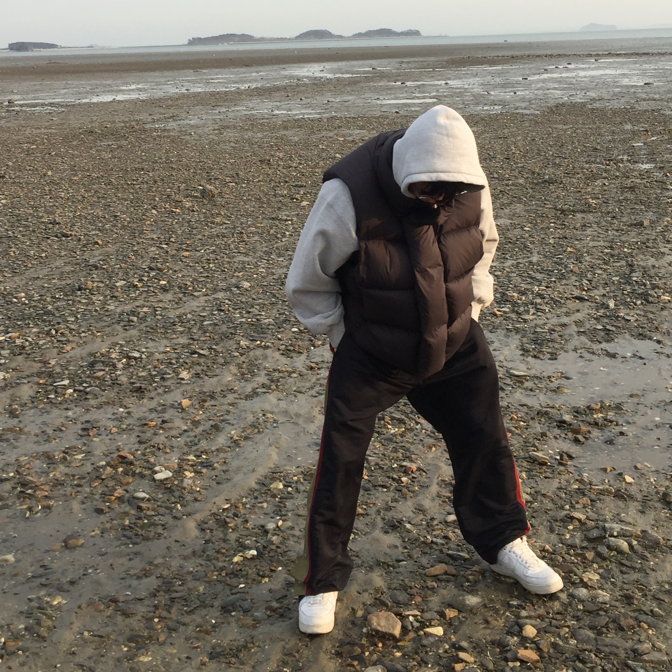 Supreme Varsity Hooded Sweatshirt Heather Grey - 23FW 착용 스타일 - 2