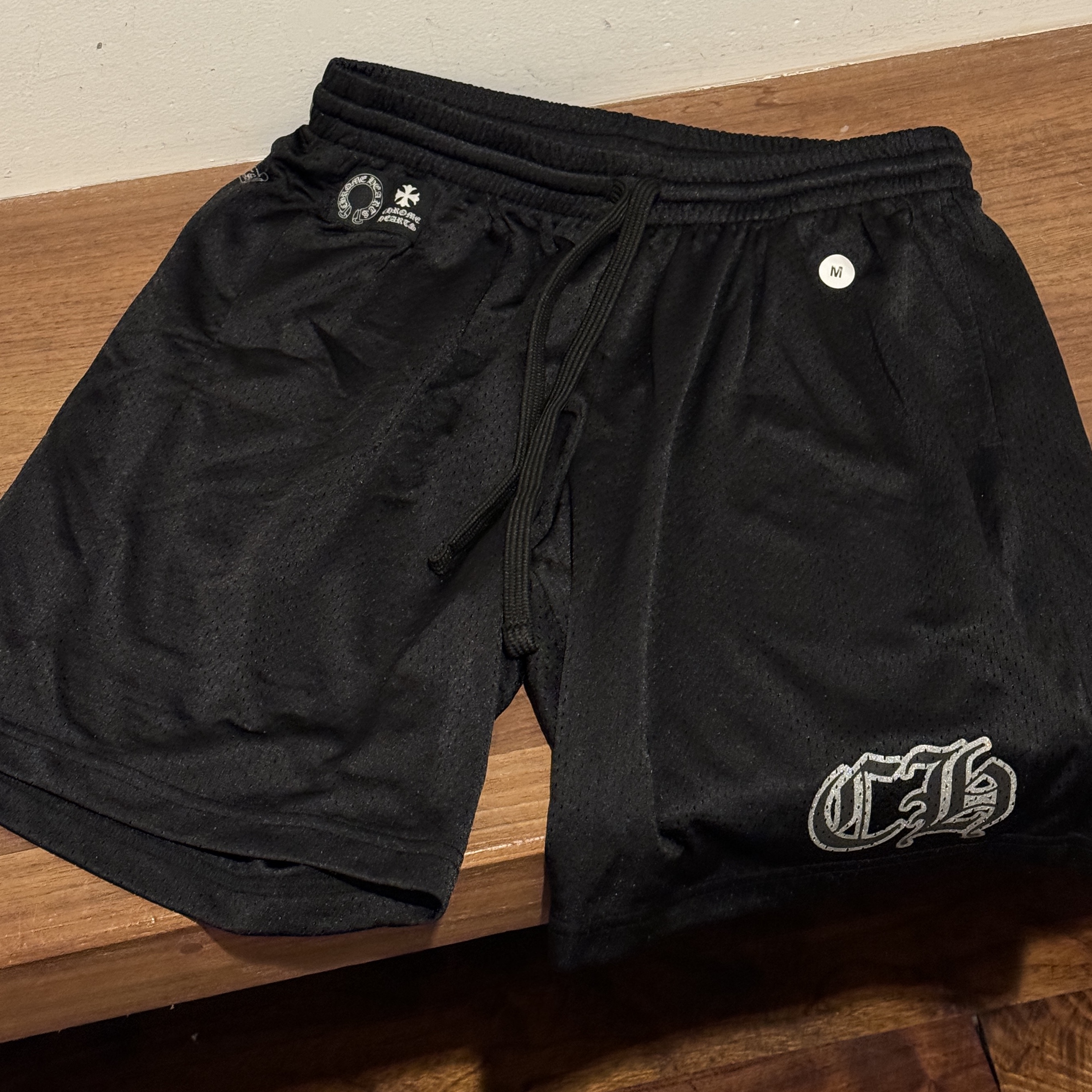 Chrome Hearts Mesh Varsity Shorts Black 착용 스타일