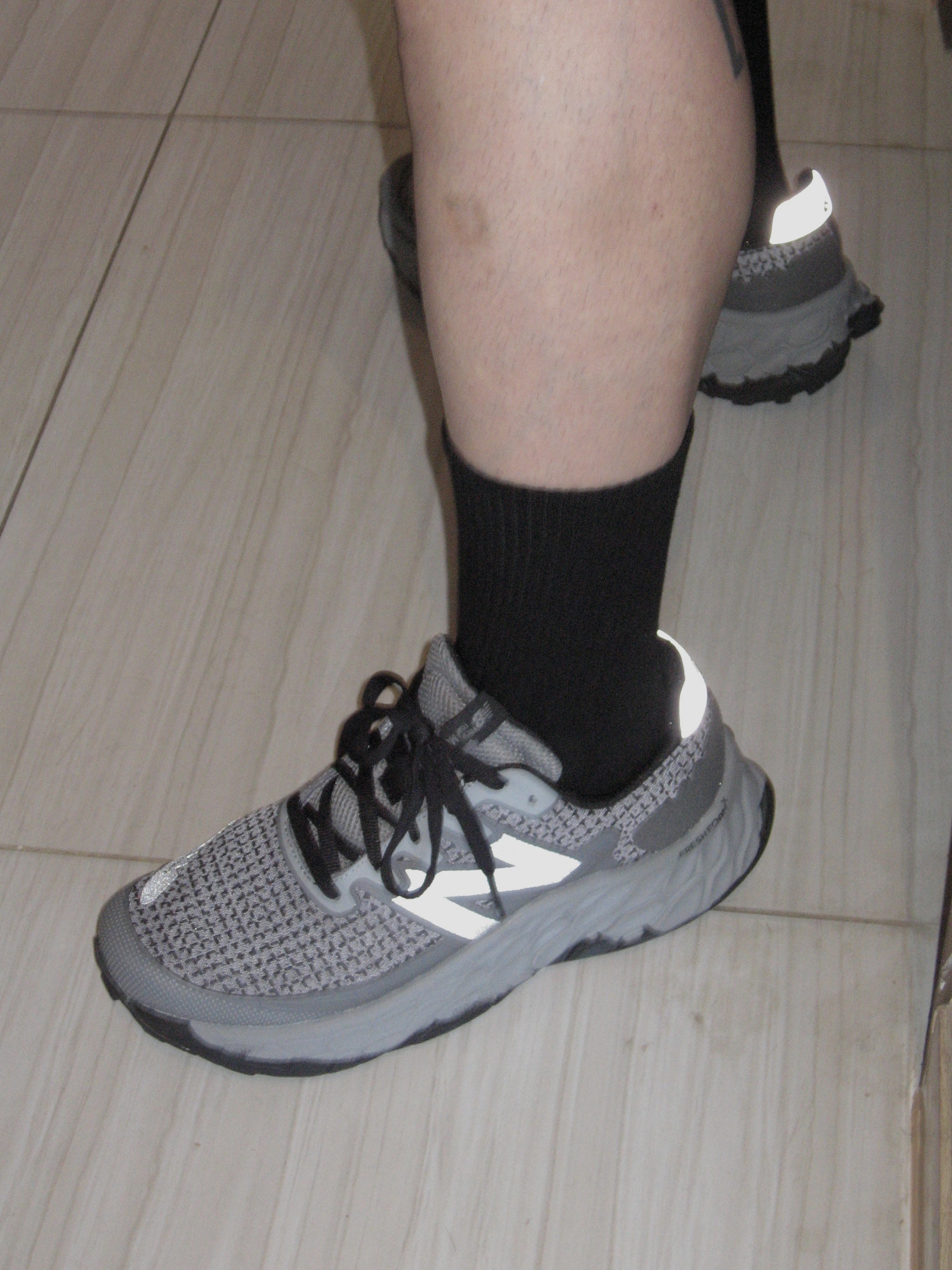 Palace Gigantic Pal Hat Red - 23SS, New Balance x Cayl Fresh Foam X More Trail v3 Shadow Grey 착용 스타일 - 3