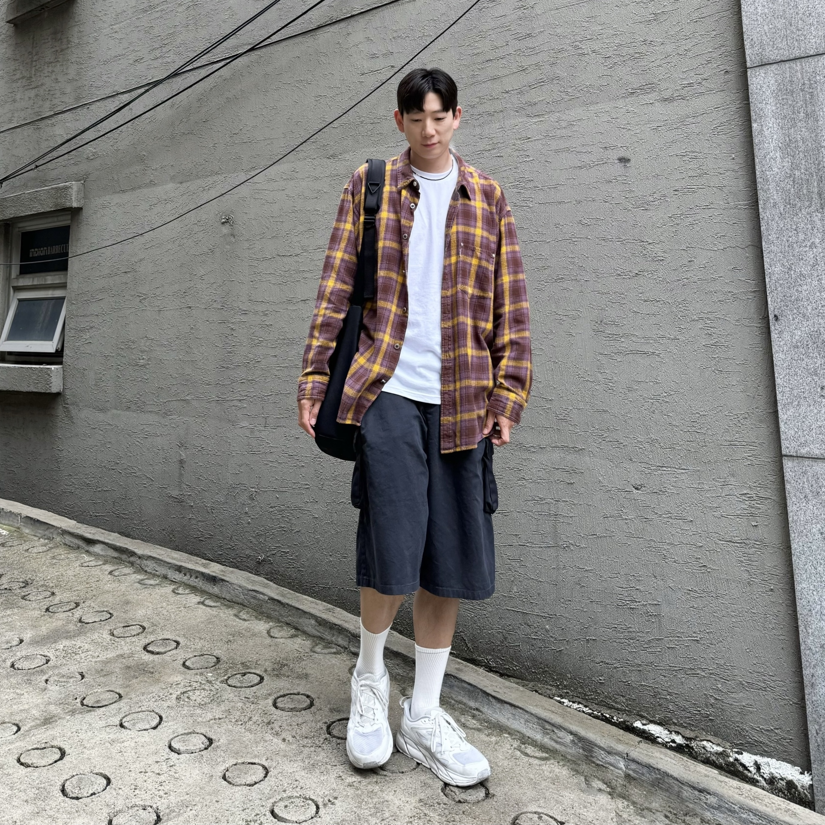 Hoka Clifton L Triple White 착용 스타일 - 1