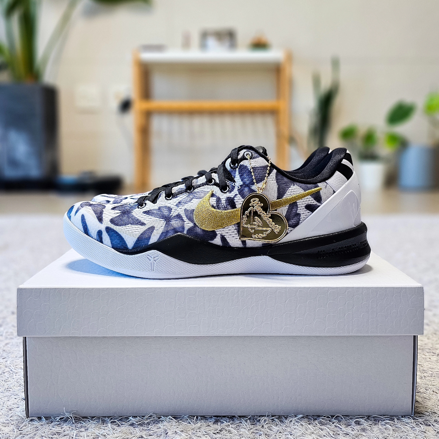 Nike Kobe 8 Protro Mambacita 착용 스타일 - 2