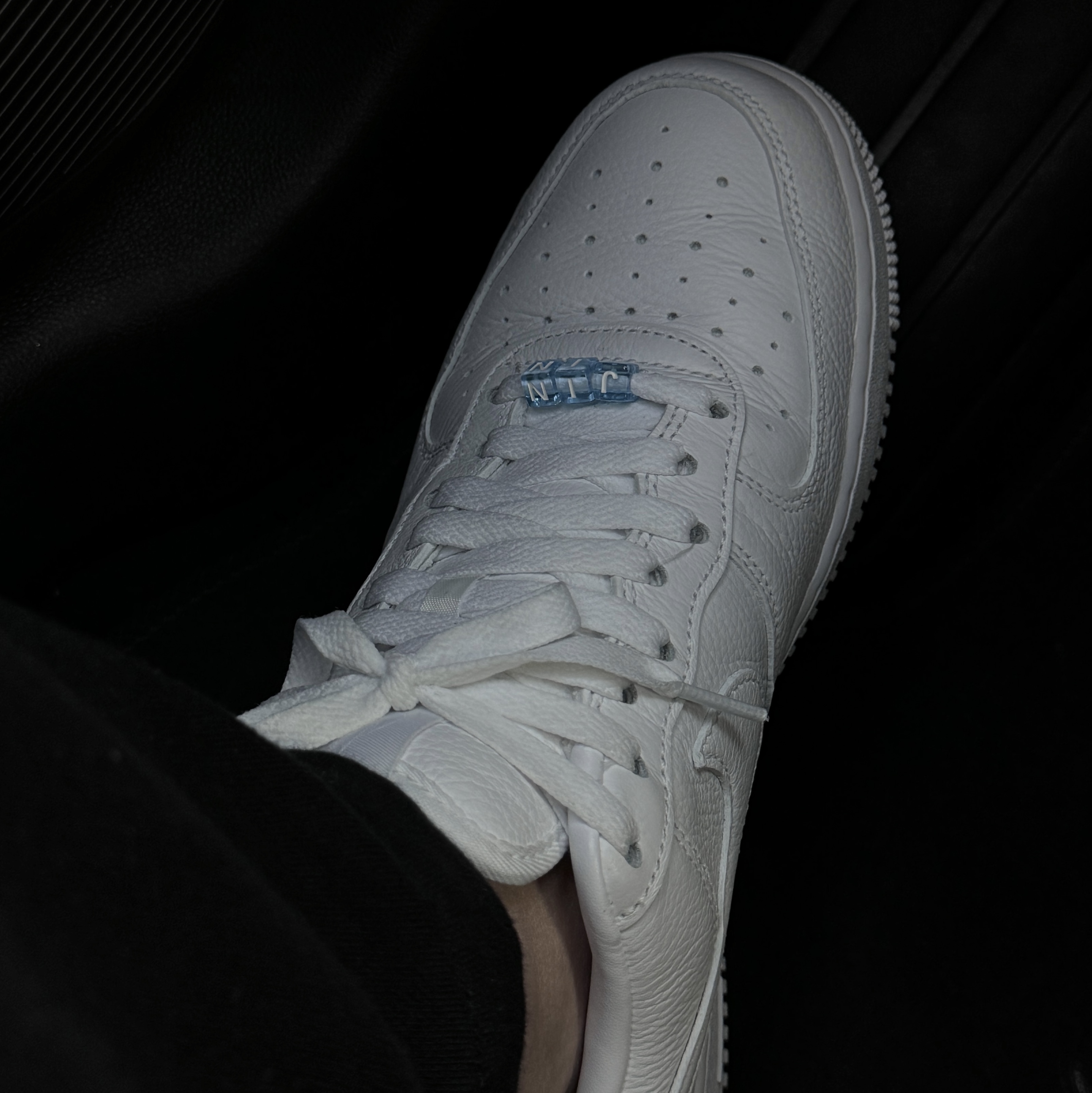 Nike x Drake Nocta Air Force 1 Low SP Certified Lover Boy White 착용 스타일