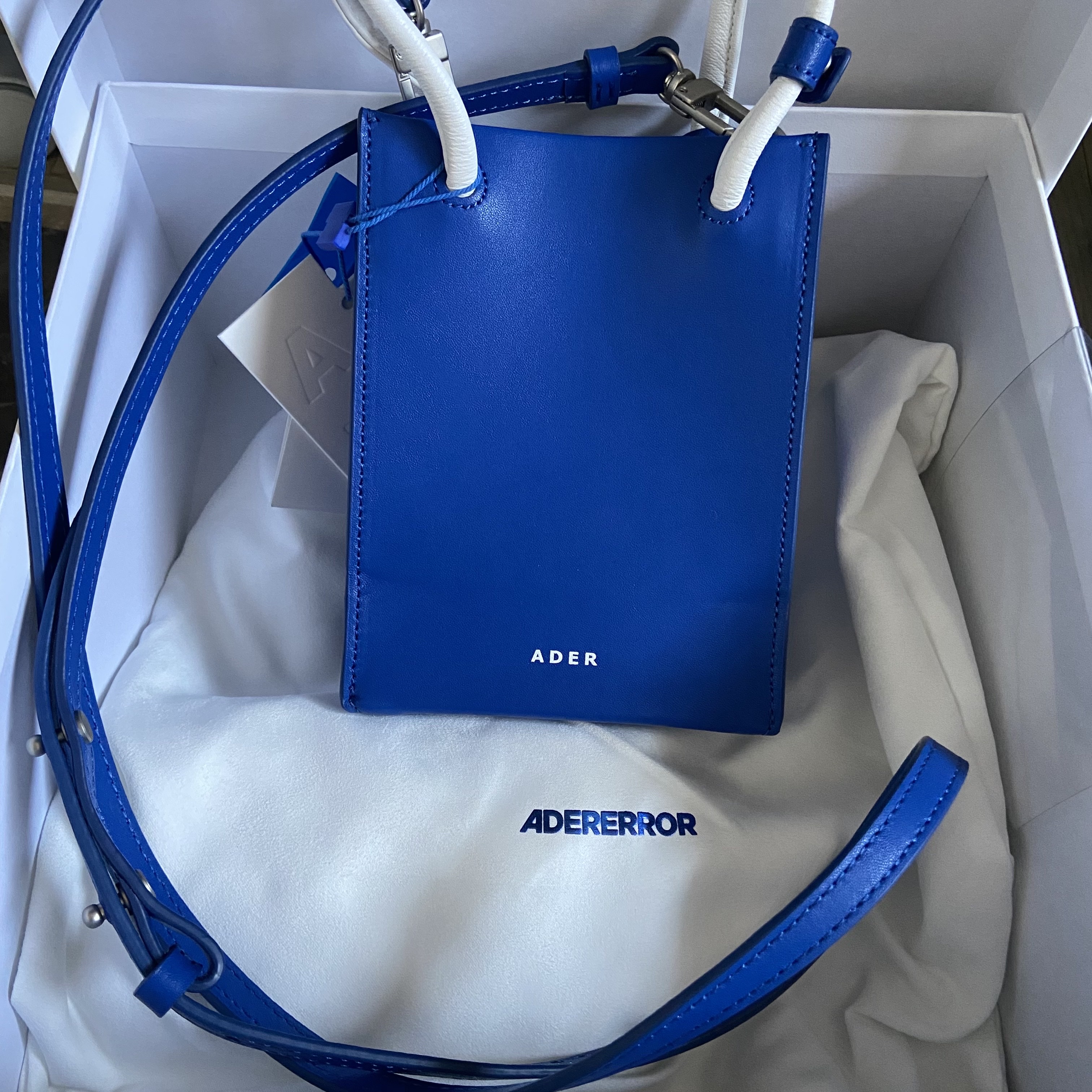 Ader Error Small Shopper Bag Blue 착용 스타일