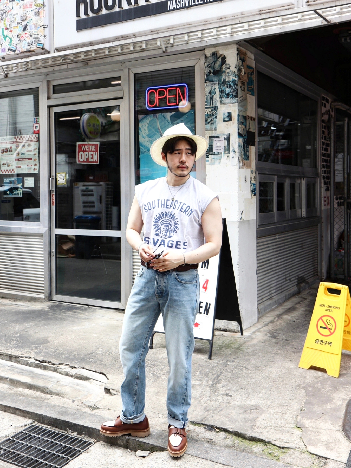 Wild Donkey Savages T-Shirt Heather Grey 착용 스타일 - 2