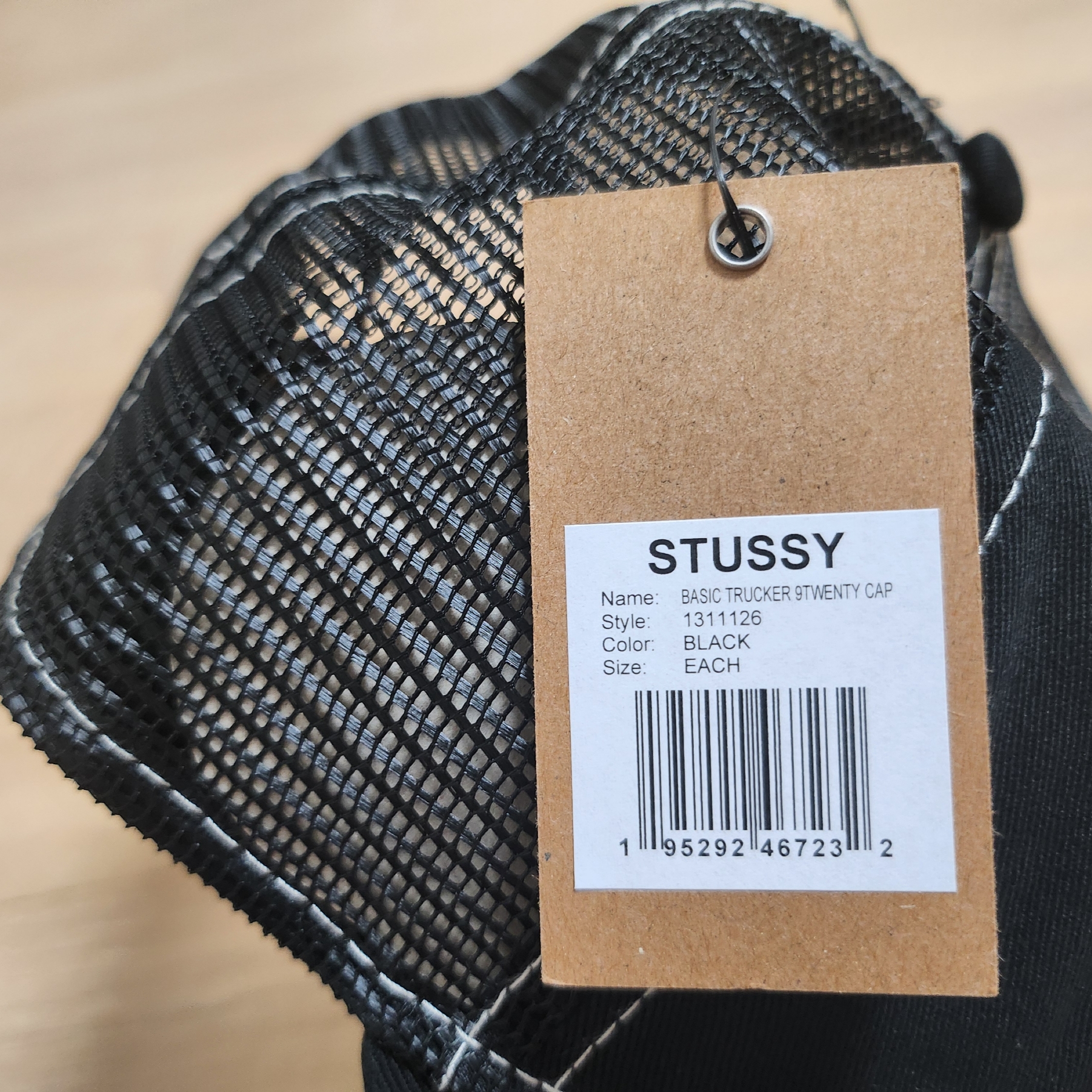 Stussy New Era 9twenty Basic Trucker Black 착용 스타일 - 6