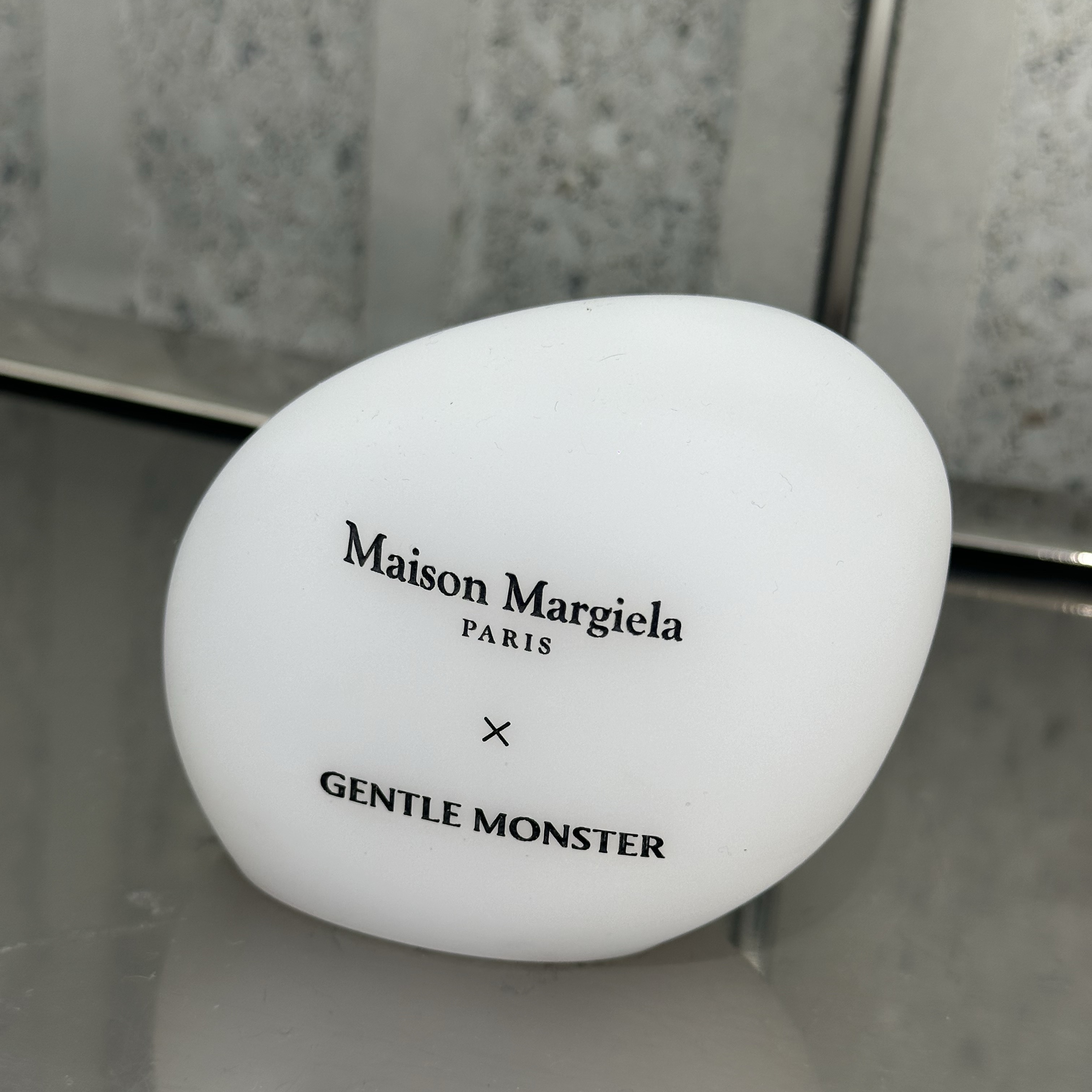 Gentle Monster x Maison Margiela MM117 Brown Translucent Clear 착용 스타일 - 4