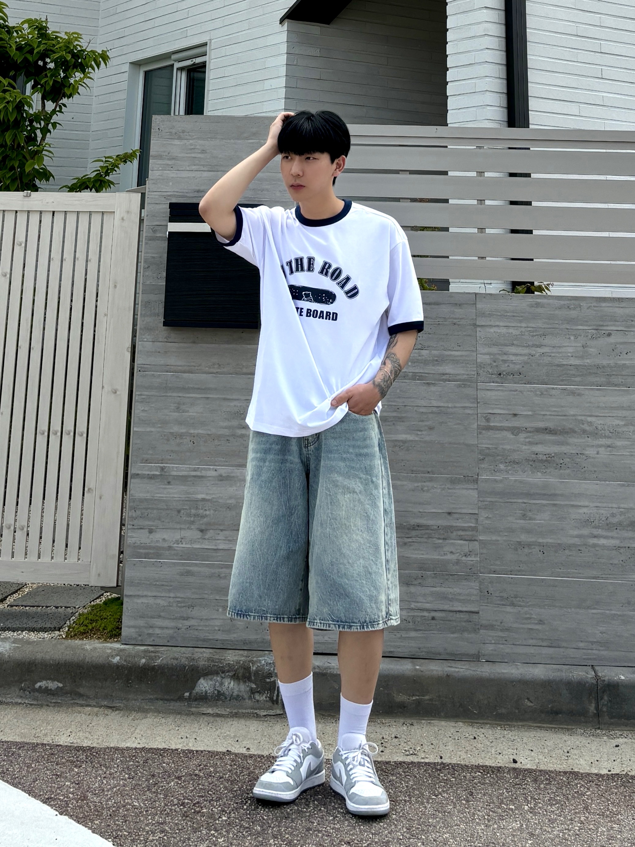 (W) Jordan 1 Low White Wolf Grey 착용 스타일 - 2