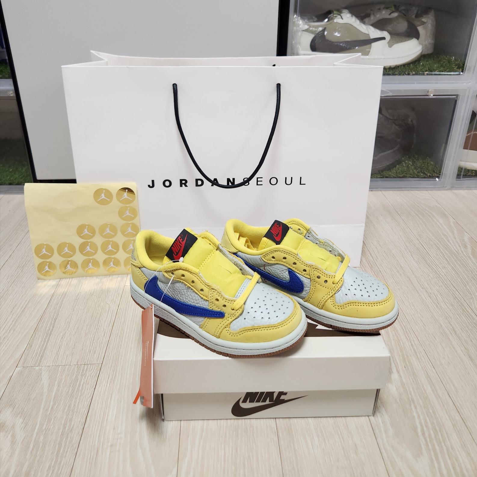 (PS) Jordan 1 x Travis Scott Retro Low OG SP Canary 착용 스타일 - 2