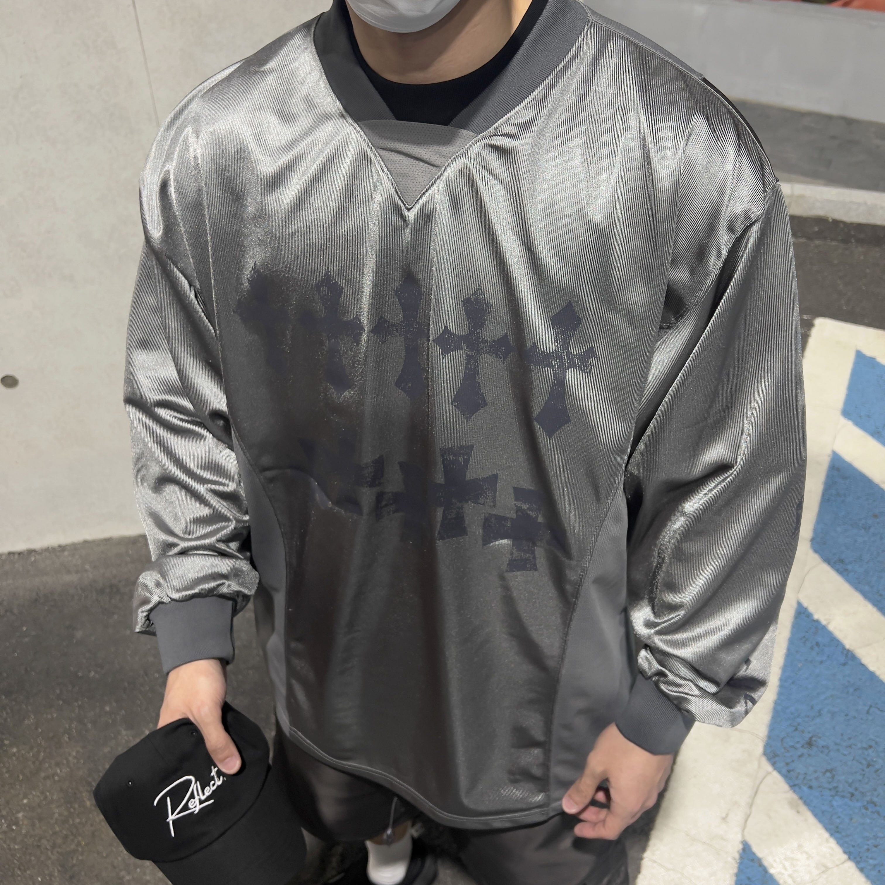 Oakley Factory Team x Brain Dead Orbital Flesh Black glitter 착용 스타일 - 5