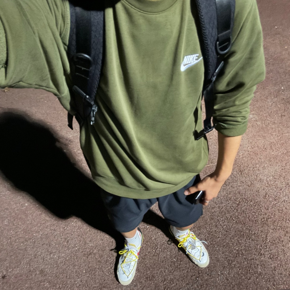 Nike NSW Club French Terry Crew Sweatshirt Alligator - Asia, Nike Everyday Lightweight Training Crew Socks White (3 Pack/Korean Ver.) 착용 스타일