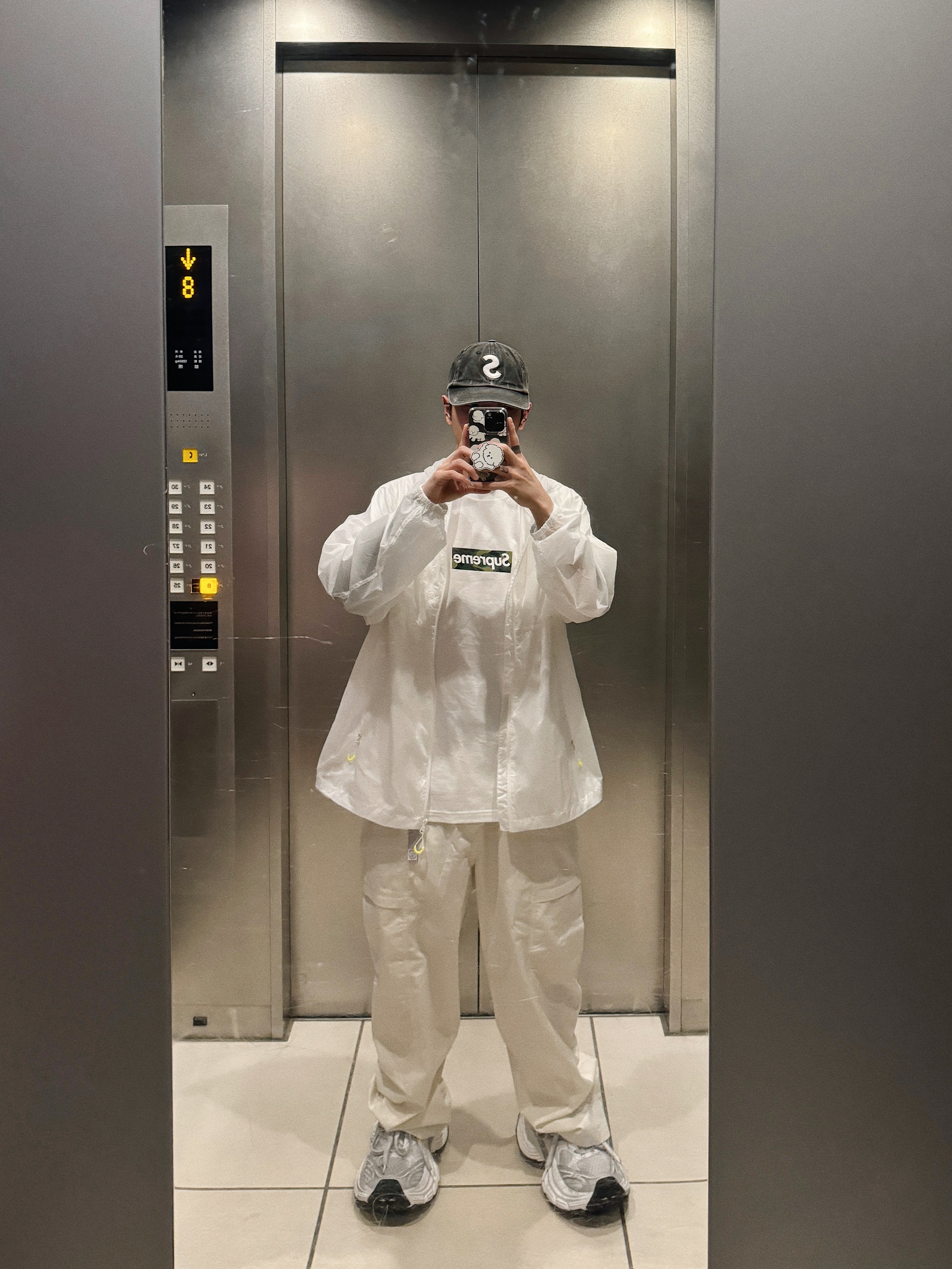 Balenciaga 10XL Sneakers White Grey Silver Black, Balenciaga 10XL Sneakers White Black Grey 착용 스타일 - 10