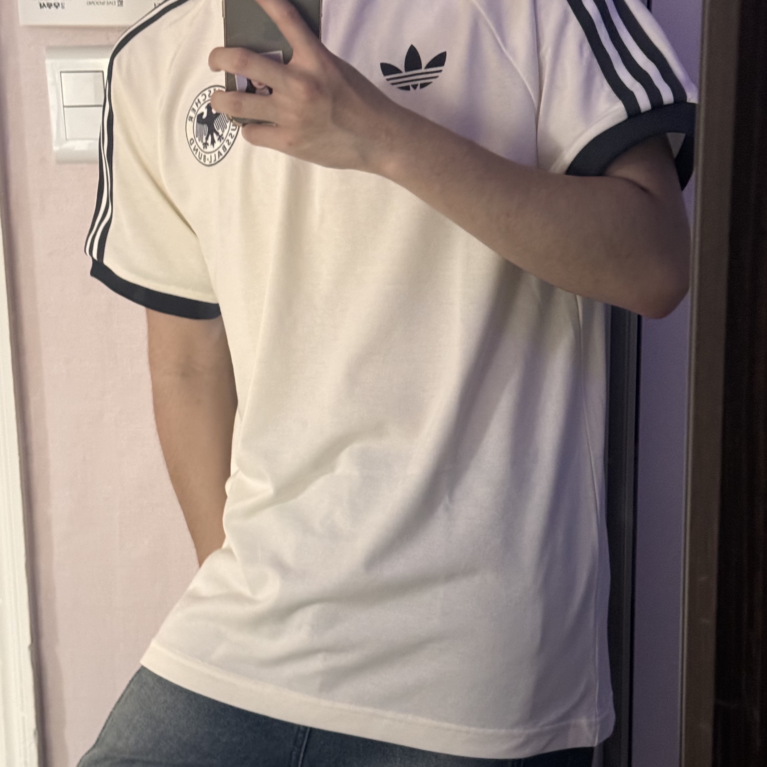 Adidas German Adicolor Classic 3-Stripes T-Shirt Off White - KR Sizing 착용 스타일 - 2