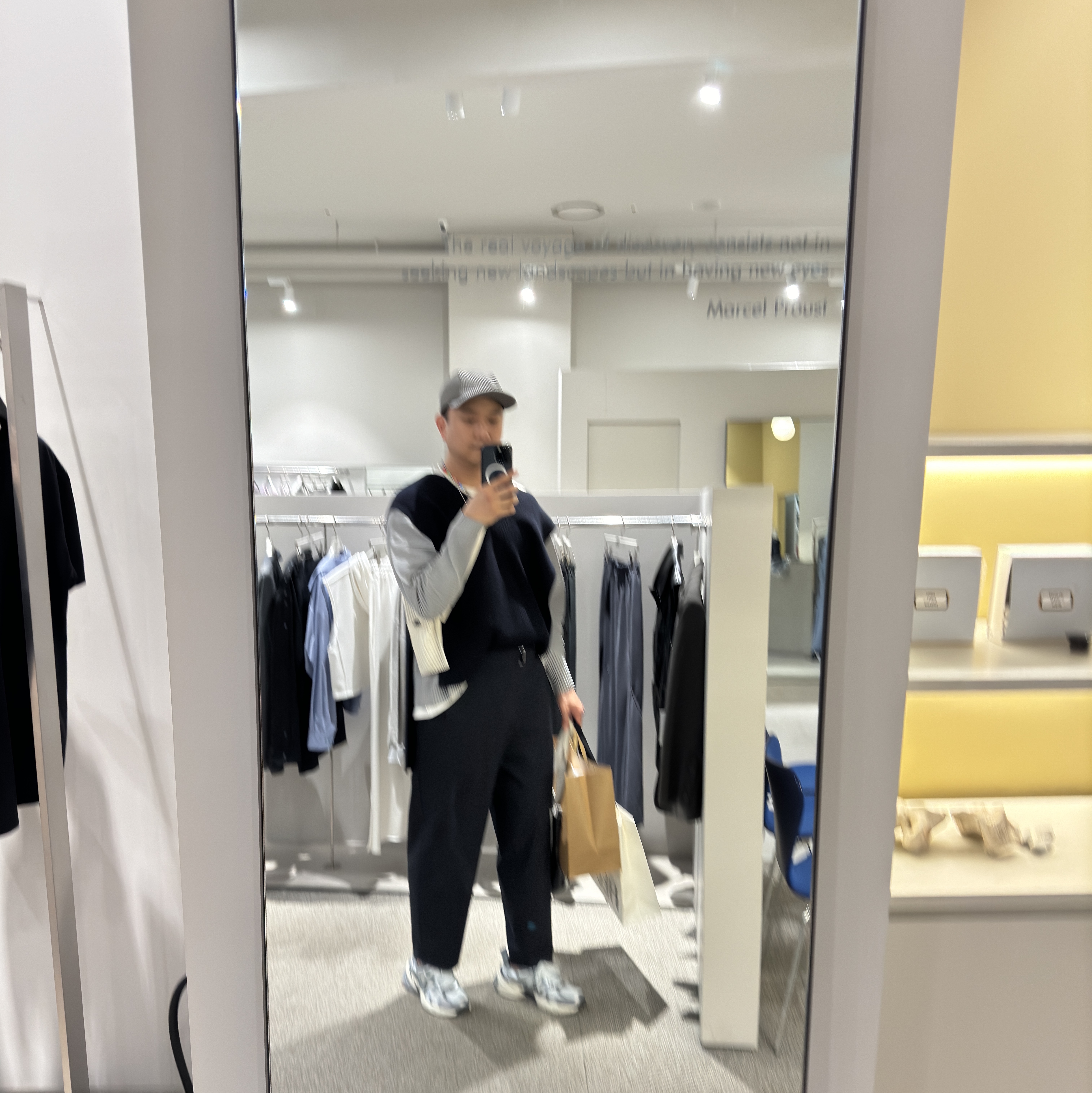 Stussy Washed Stock Bucket Hat Charcoal, Adidas Adizero Adios Pro 3 Crystal White 착용 스타일 - 6