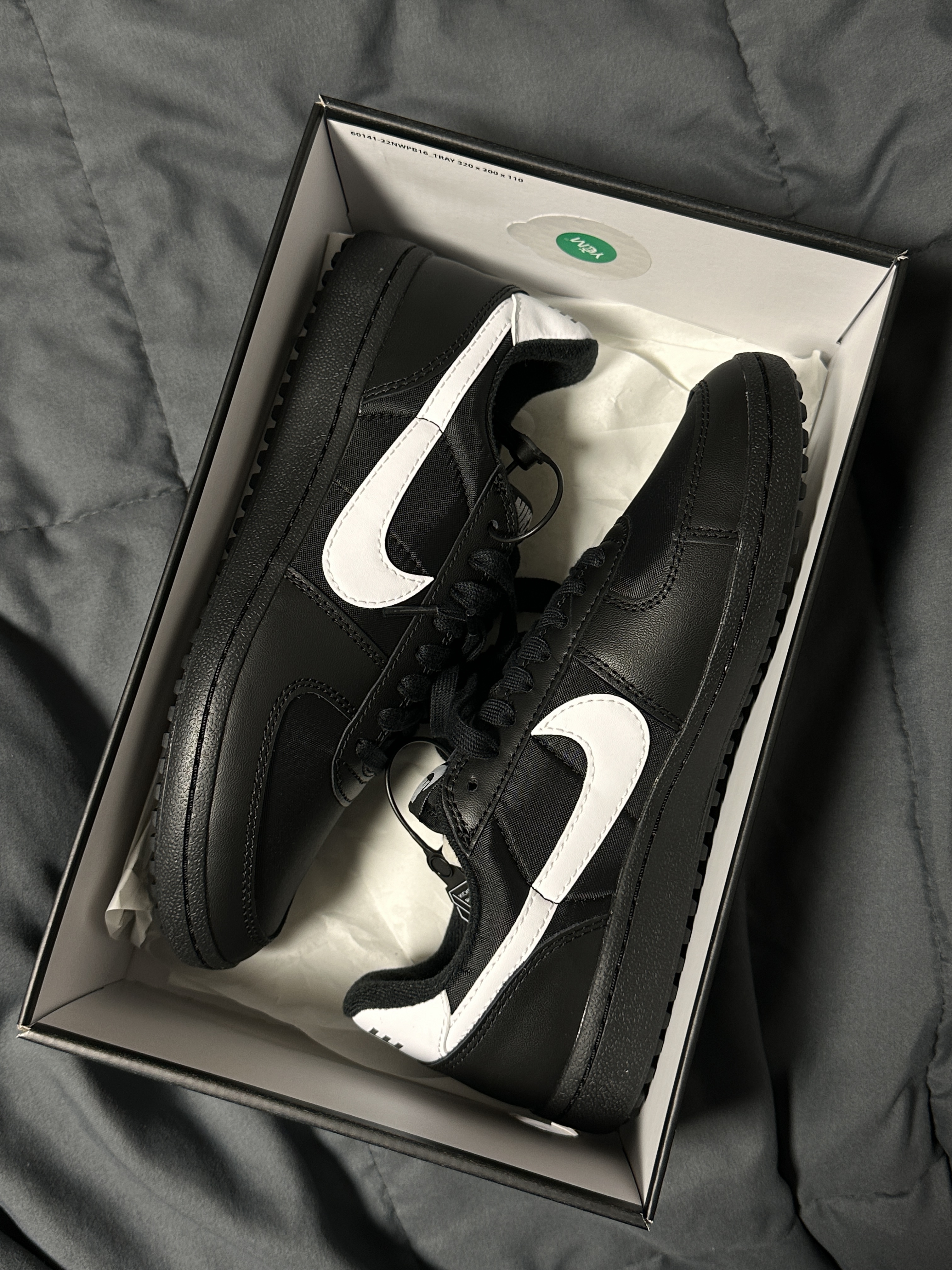 Nike Field General 82 SP Black and White 착용 스타일 - 1
