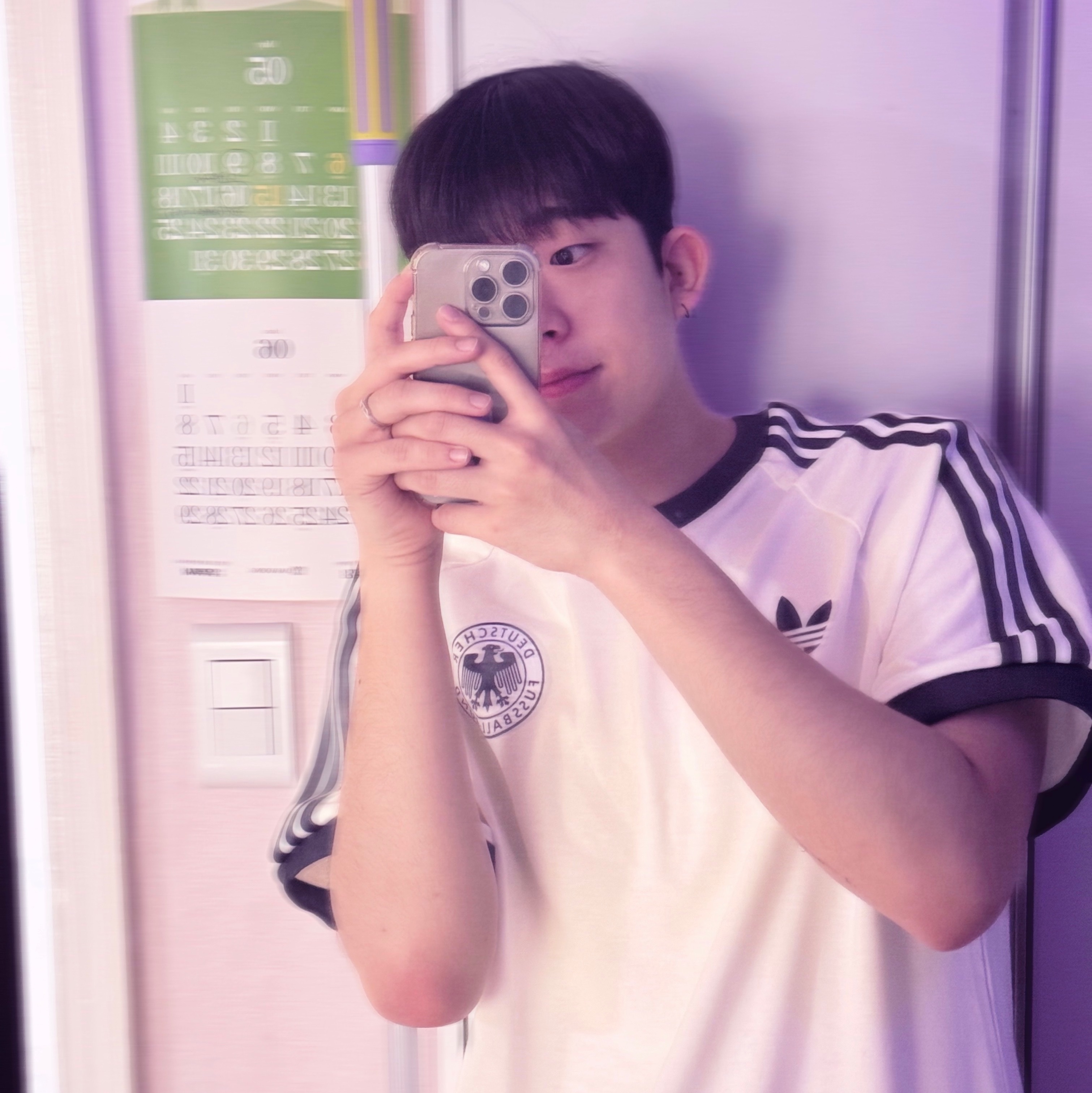 Adidas German Adicolor Classic 3-Stripes T-Shirt Off White - KR Sizing 착용 스타일 - 1