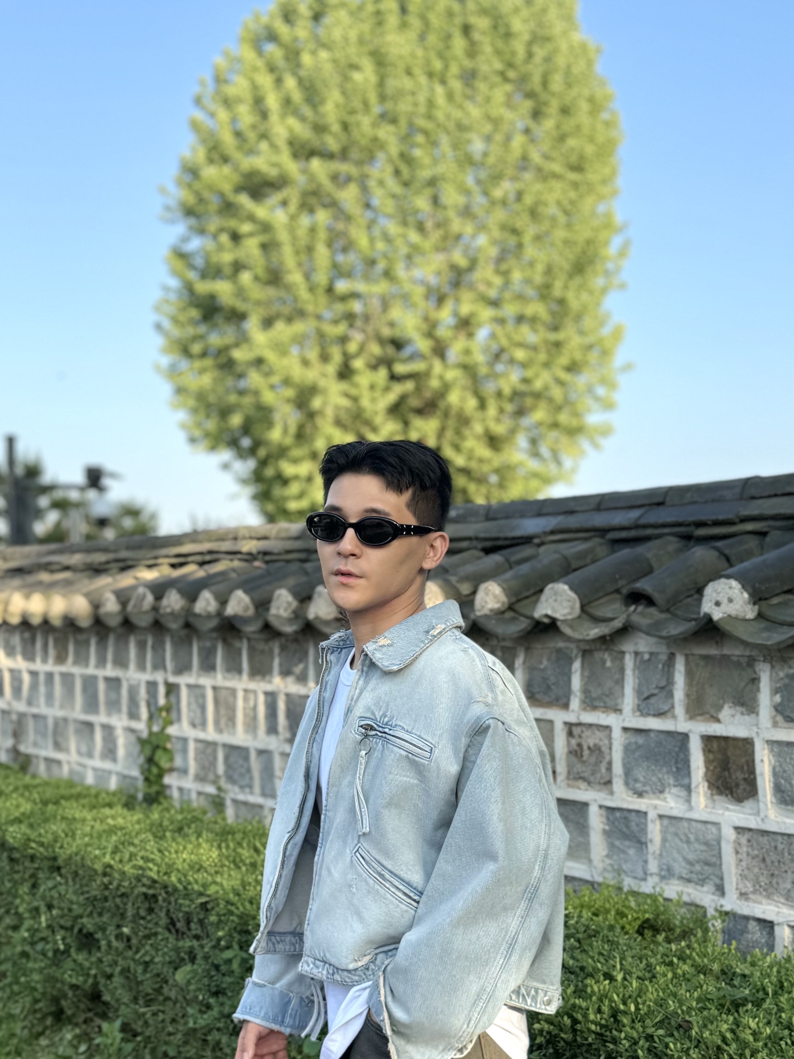 Gentle Monster x Maison Margiela MM107 Black Black 착용 스타일