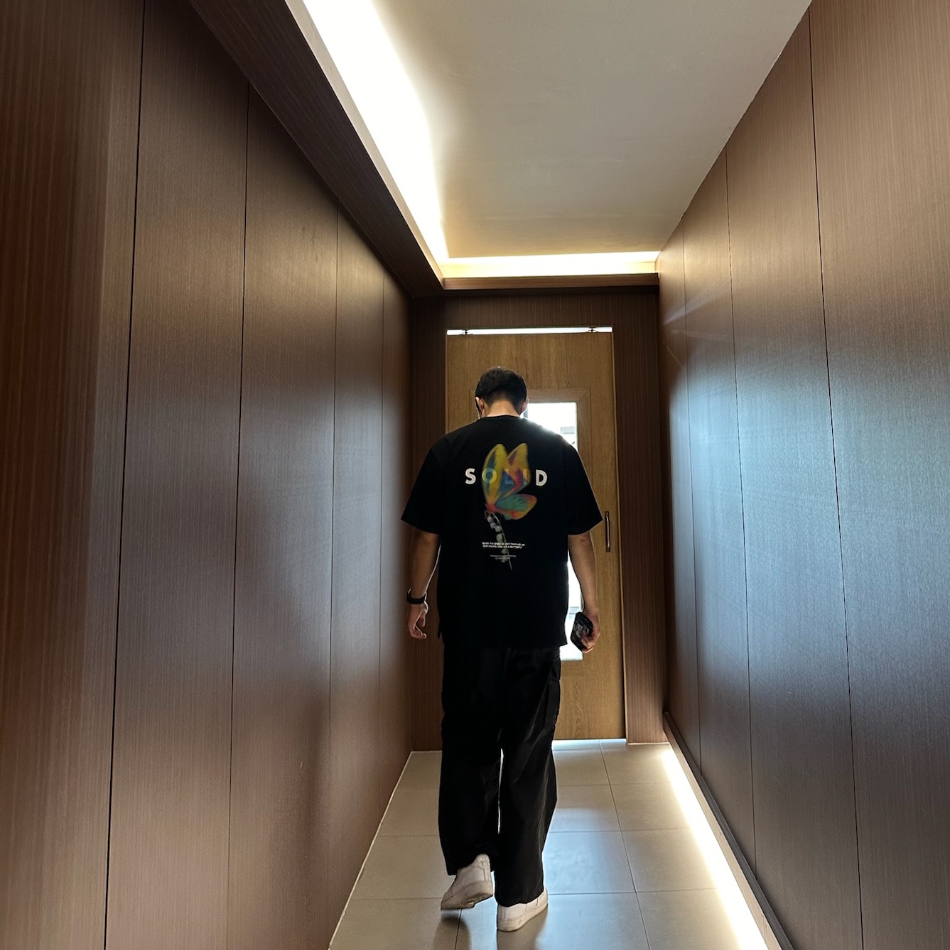 Solid Homme Butterfly Graphic T-Shirt Black - 23SS 착용 스타일