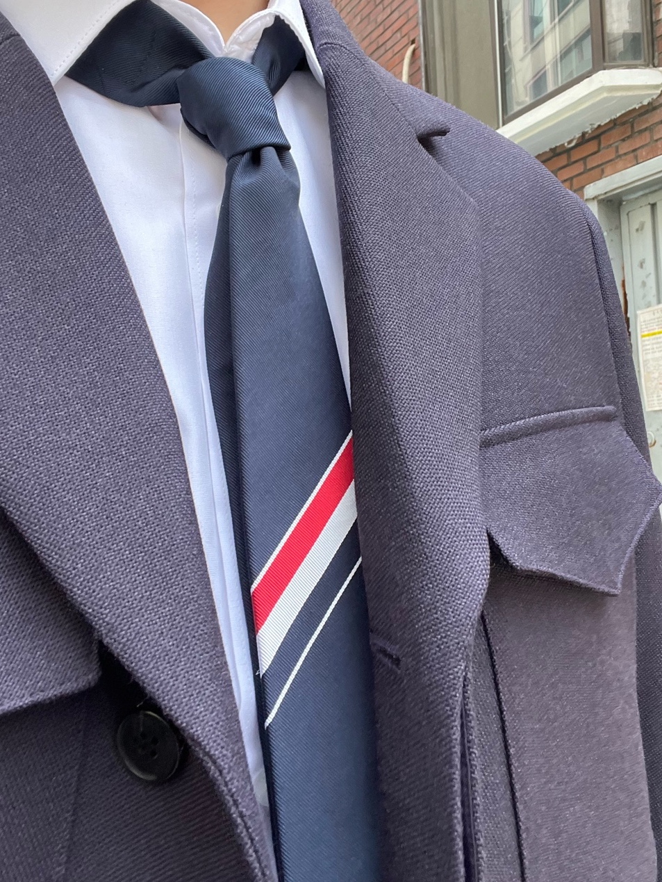 Thom Browne Grosgrain Stripe Tie Navy 착용 스타일