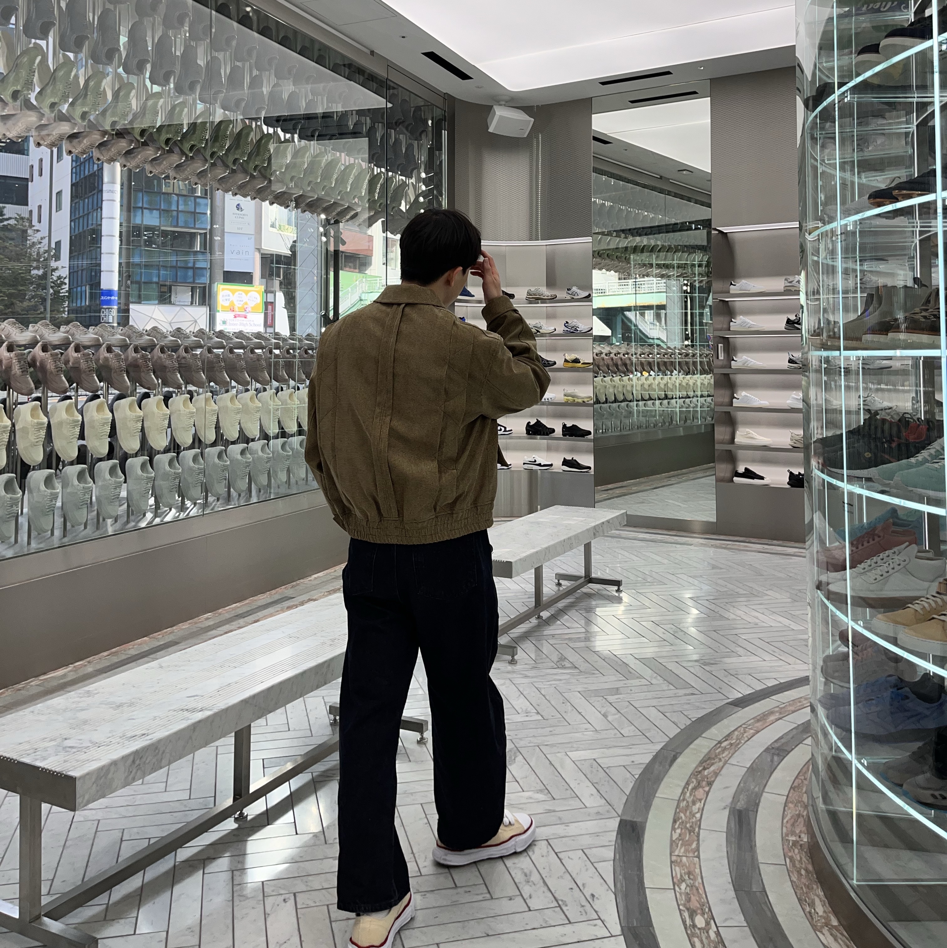 Maison Mihara Yasuhiro Peterson OG Sole Canvas Low-top Sneakers Natural 착용 스타일 - 2