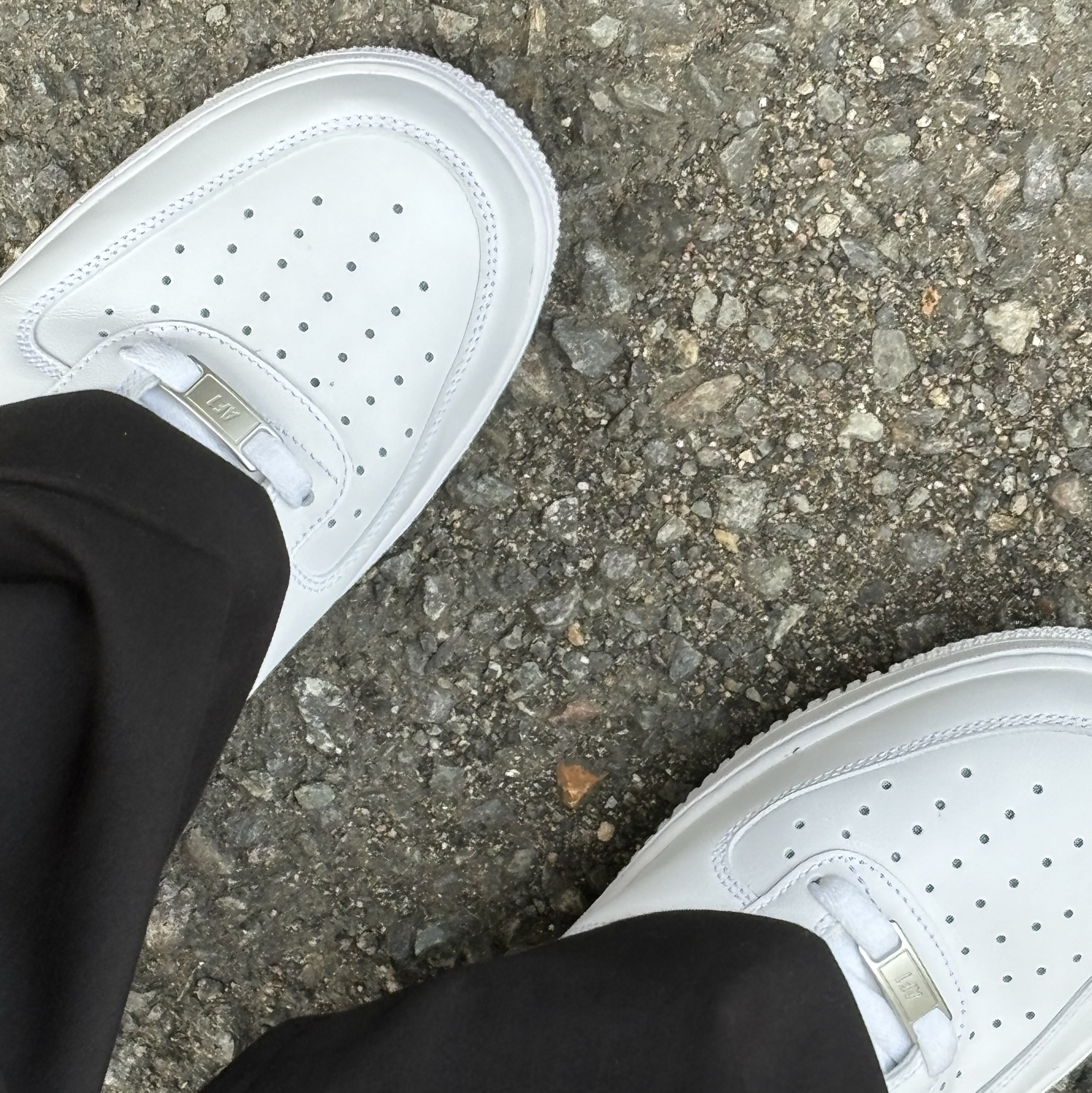 Nike Air Force 1 '07 Low White 착용 스타일 - 1