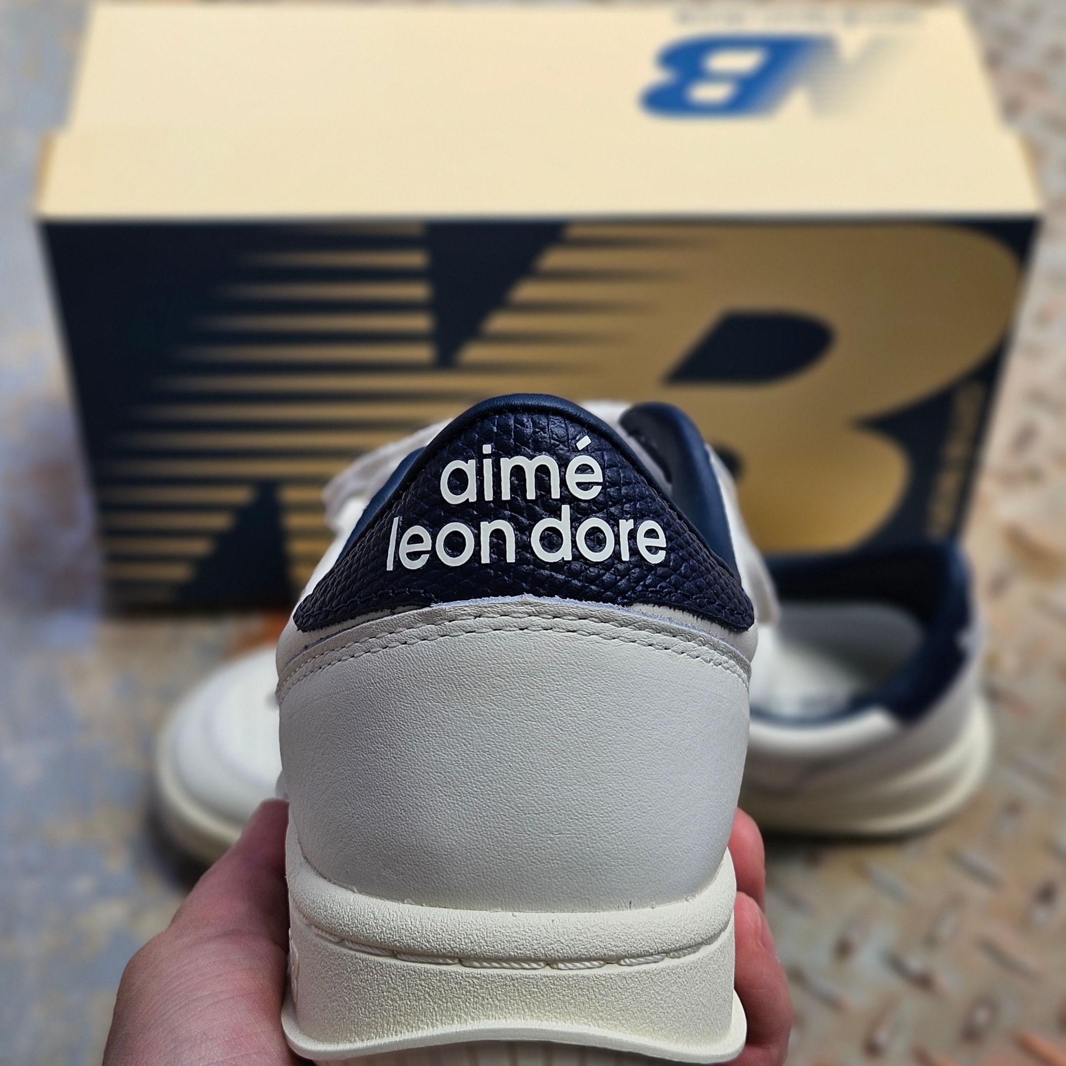New Balance x Aime Leon Dore T500 Navy 착용 스타일 - 3