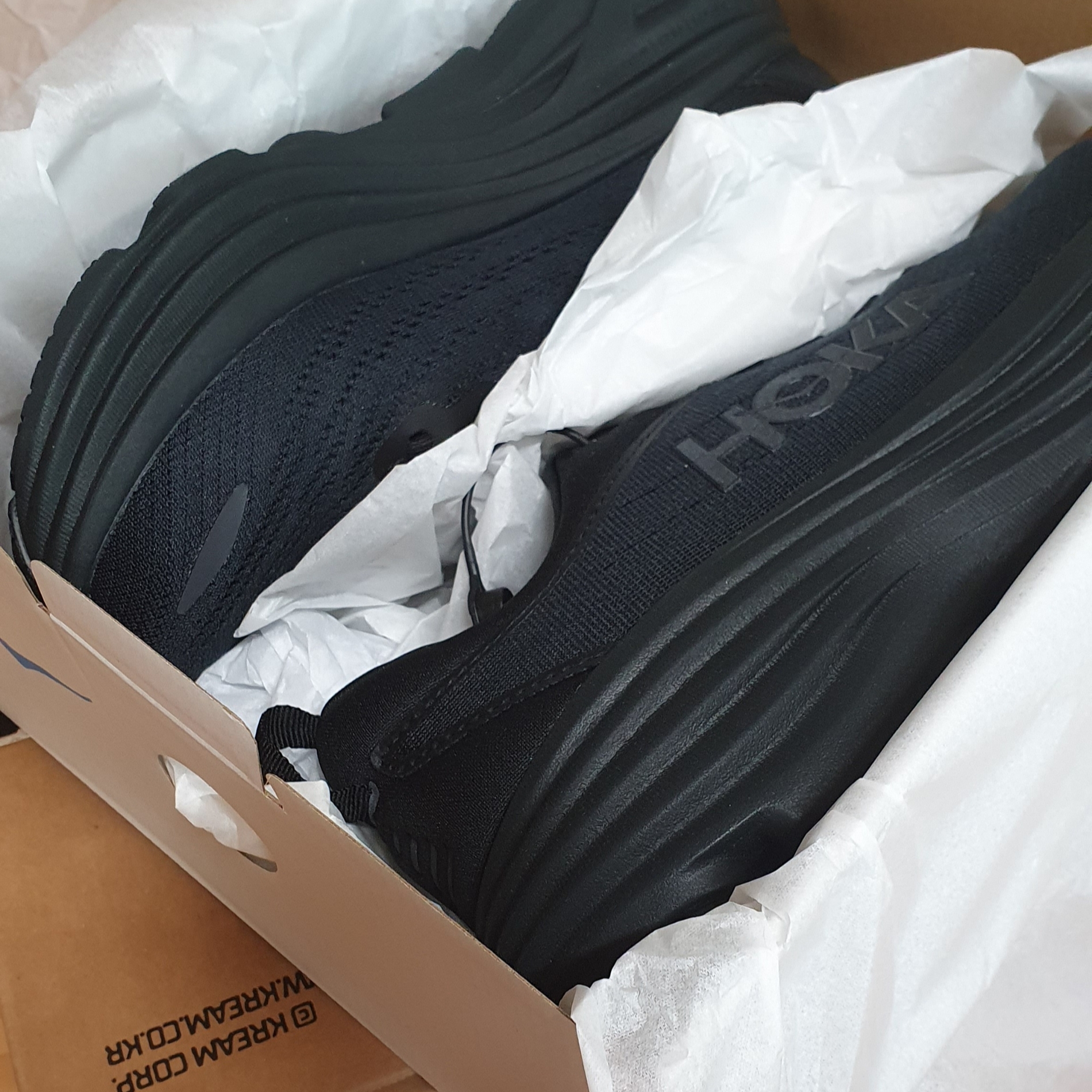 Hoka Bondi 8 Black - Regular 착용 스타일