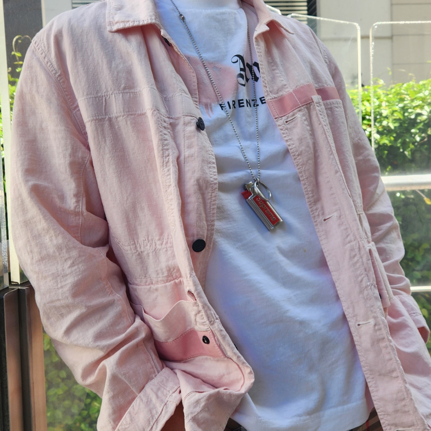 Supreme x Burberry Regular Jean Pink - 22SS, Supreme x Burberry Denim 6-Panel Pink - 22SS 착용 스타일 - 7