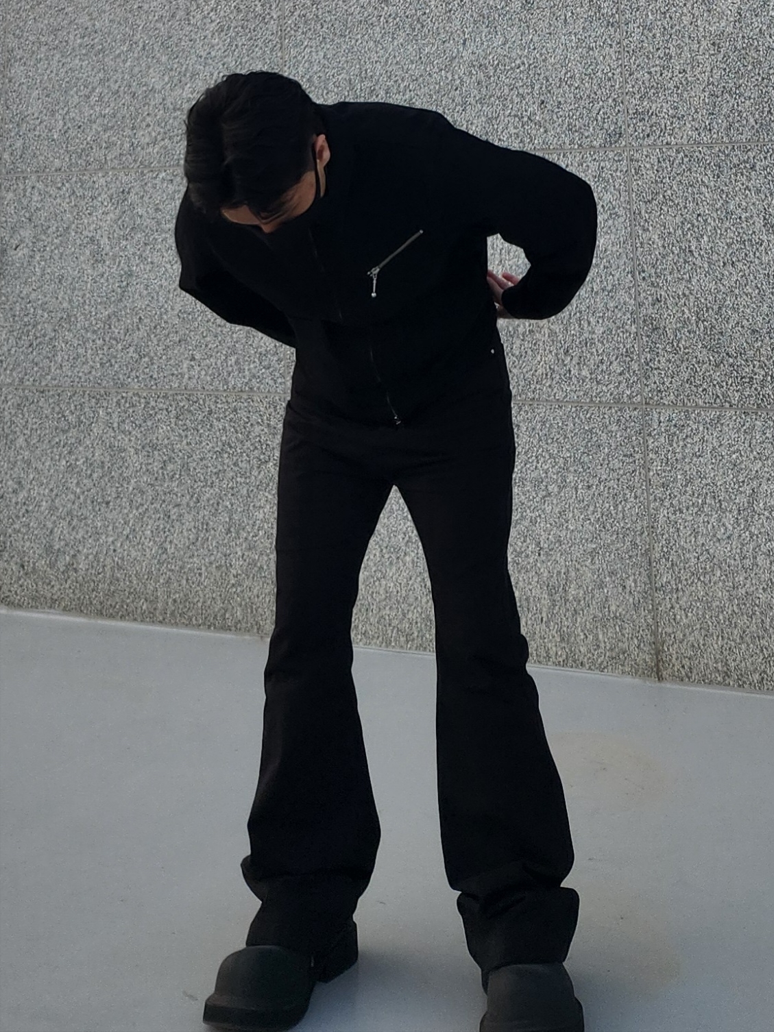 Balenciaga Steroid Derby Black, Nonnod Flared Pants Black 착용 스타일 - 1
