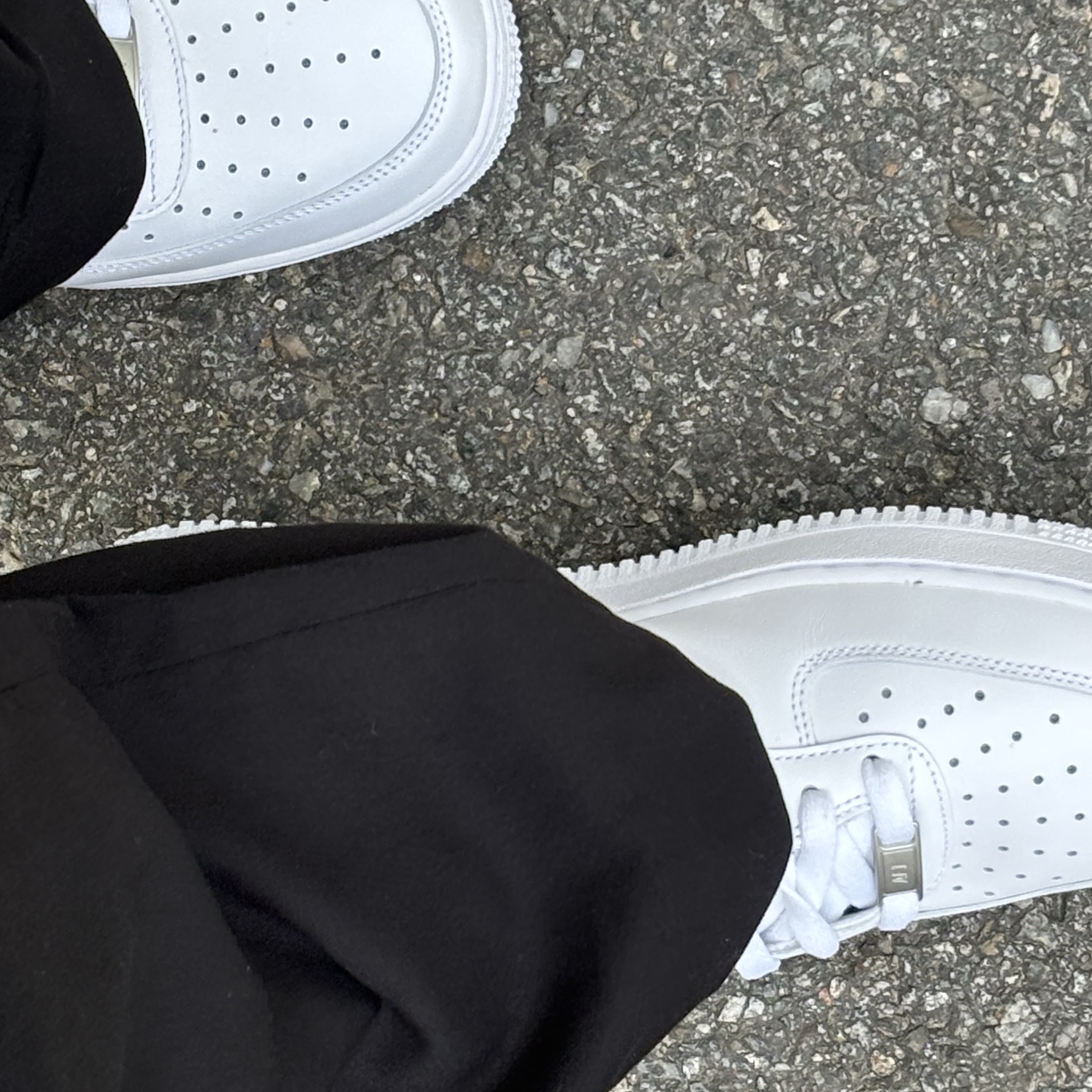 Nike Air Force 1 '07 Low White 착용 스타일 - 3