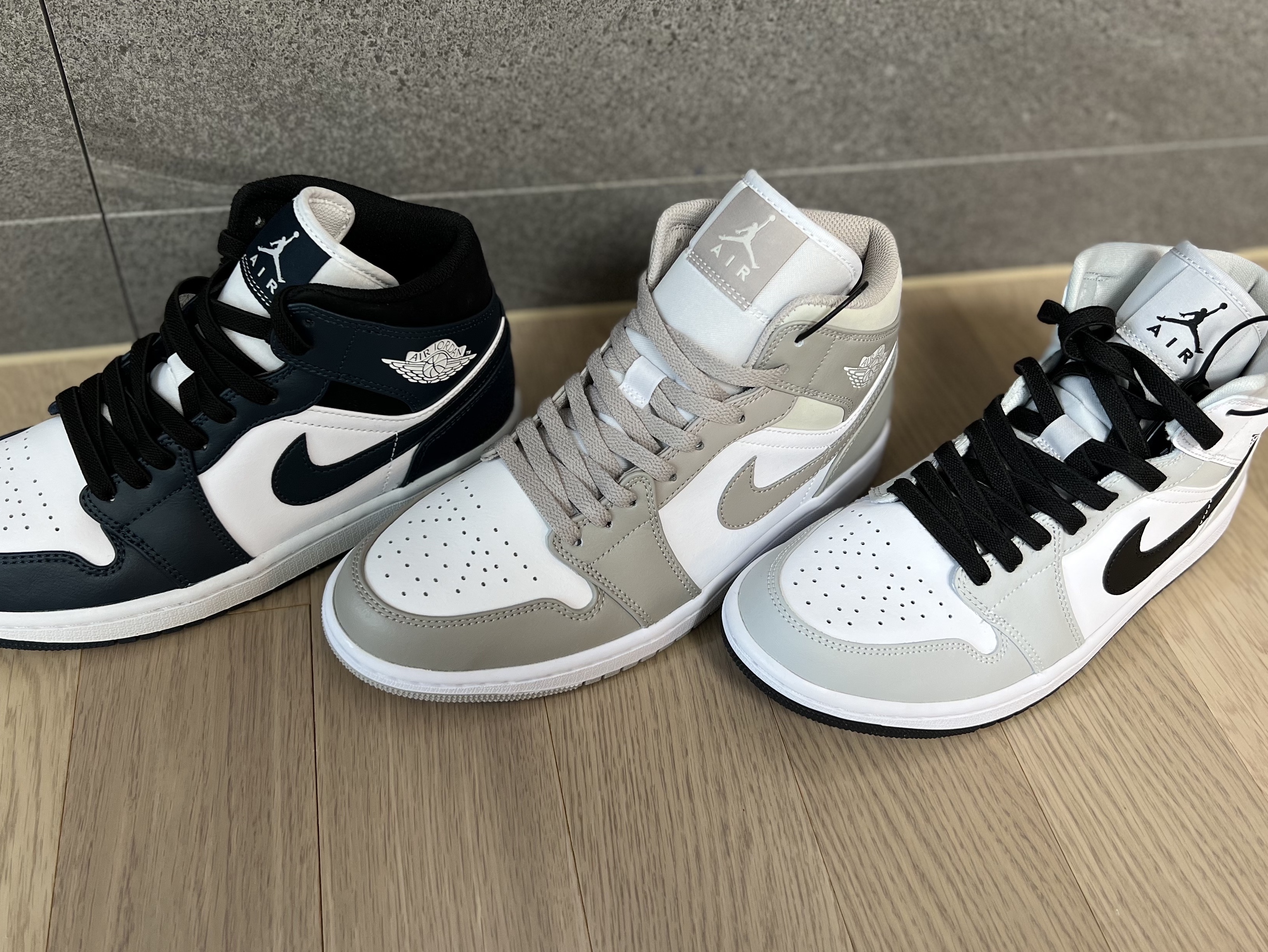 (W) Jordan 1 Mid Grey Fog, Jordan 1 Mid College Grey 착용 스타일 - 2