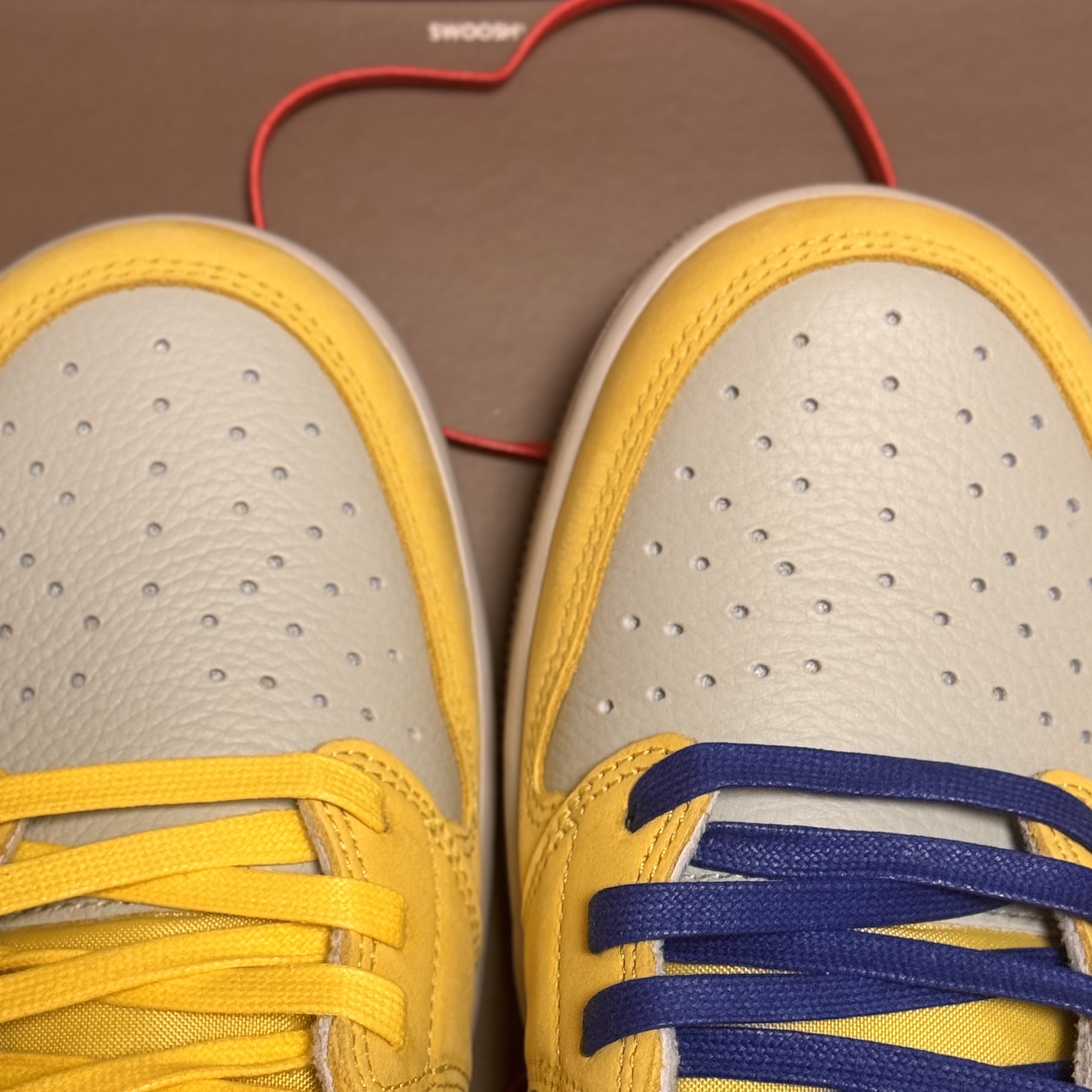 (W) Jordan 1 x Travis Scott Retro Low OG SP Canary, (PS) Jordan 1 x Travis Scott Retro Low OG SP Canary 착용 스타일 - 2