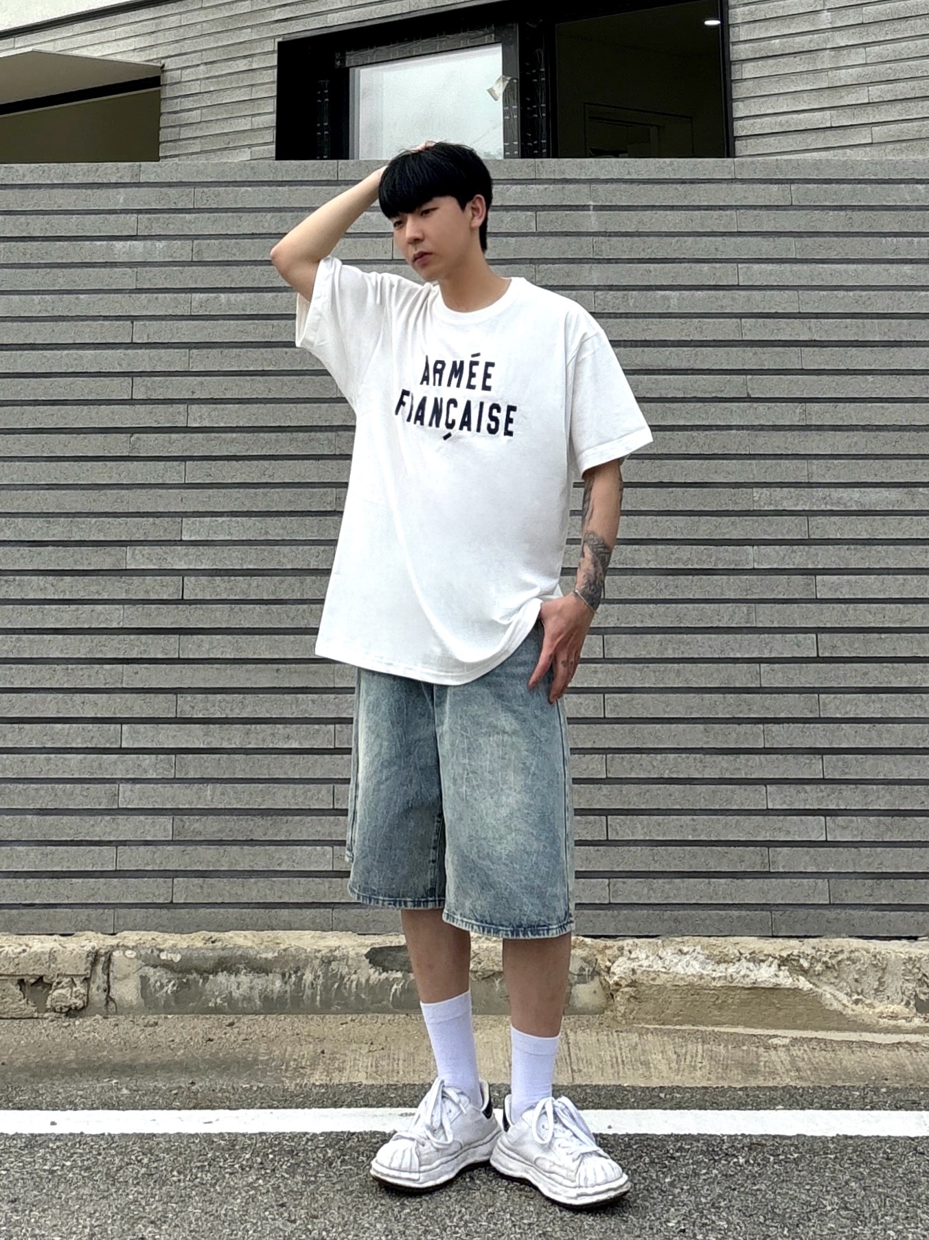 Maison Mihara Yasuhiro Blakey VL OG Sole Canvas Low-top Sneakers White 착용 스타일 - 2