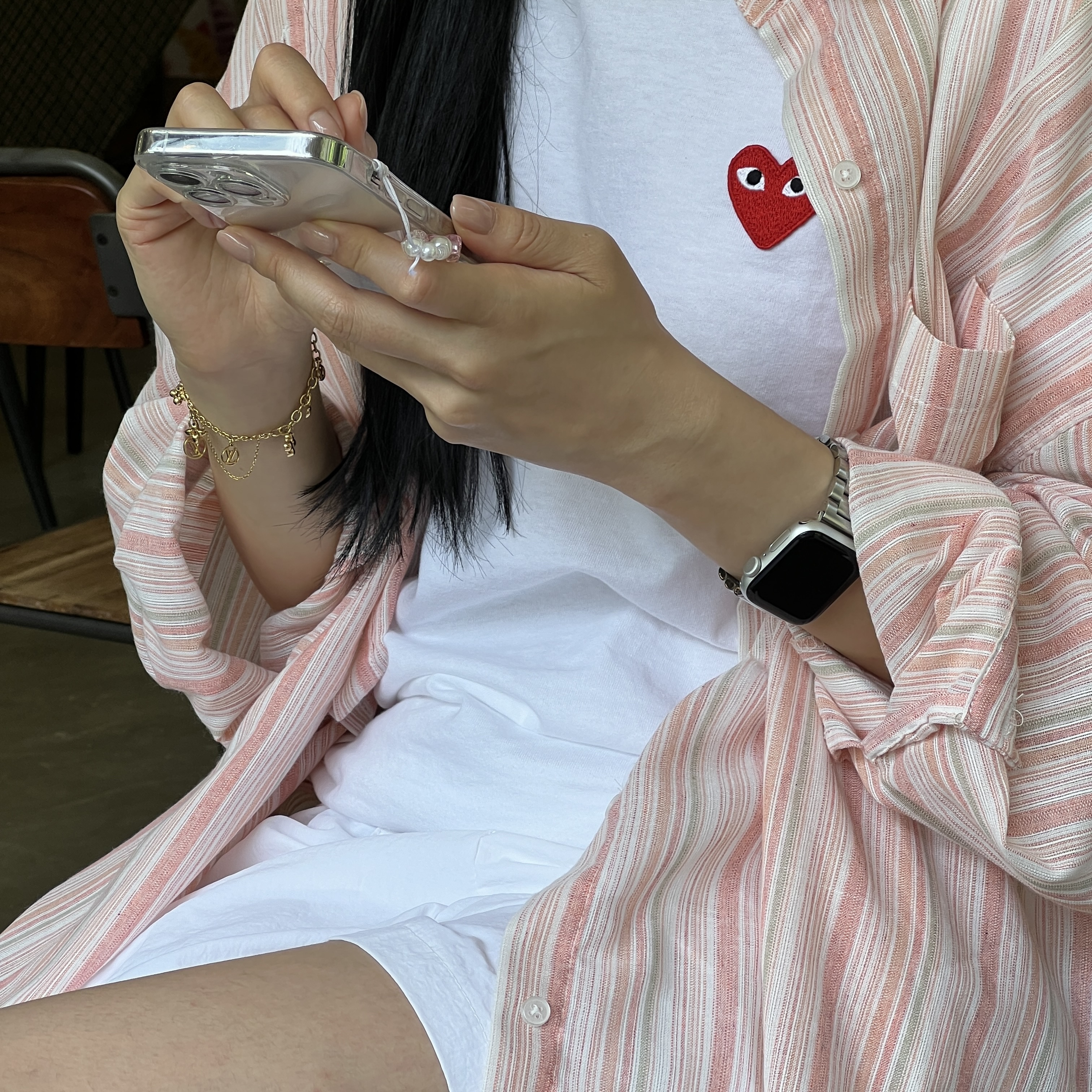 Play Comme des Garcons Red Heart T-Shirt White 착용 스타일