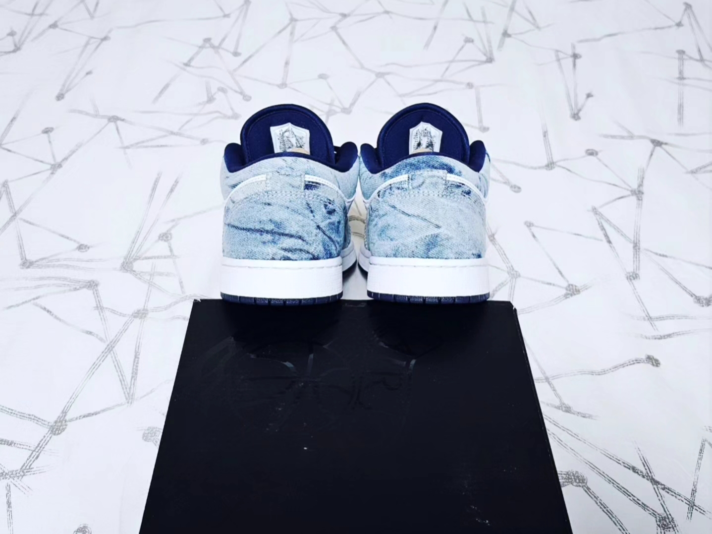 Jordan 1 Low SE Washed Denim 착용 스타일 - 5